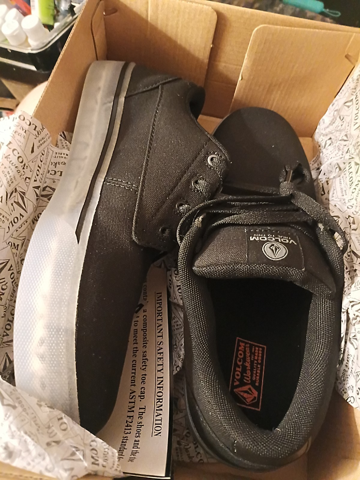 Size 10 Wide Volcom Work Wear