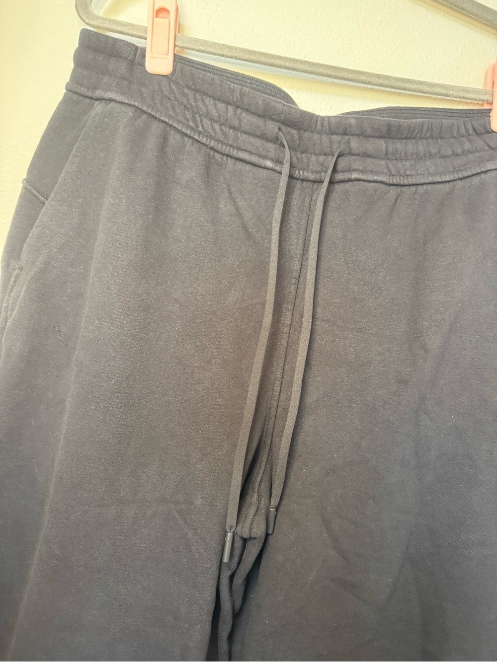 Lululemon Loungeful High-Rise Wide Leg Crop in Black
