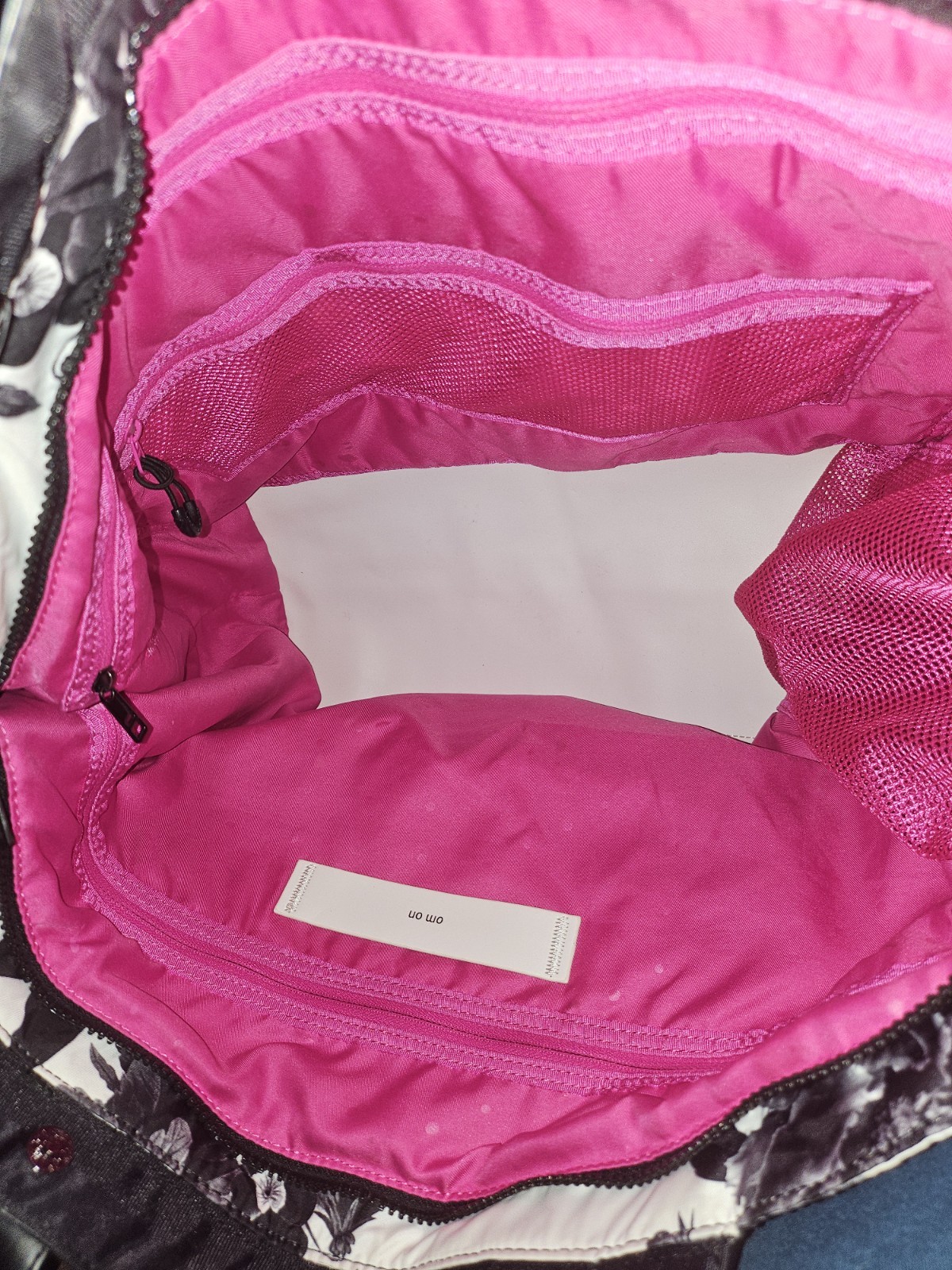 Lululemon Carry Me Om Tote Black White Floral Gym Bag **No Strap** Large -Rare