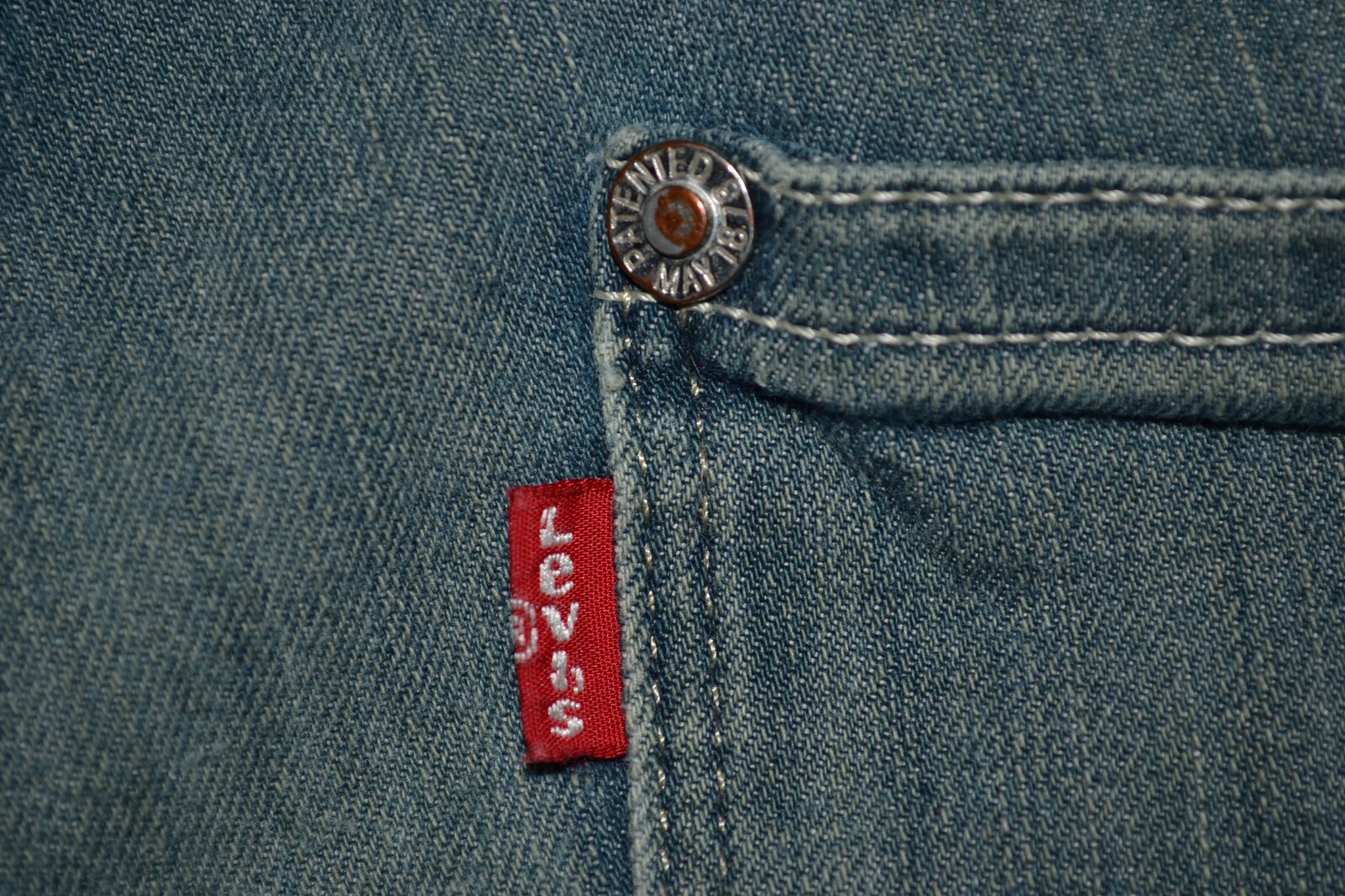 Levi’s 511 Slim Straight Blue Jeans Men’s Size 30Wx29L Medium Wash Stretch Denim
