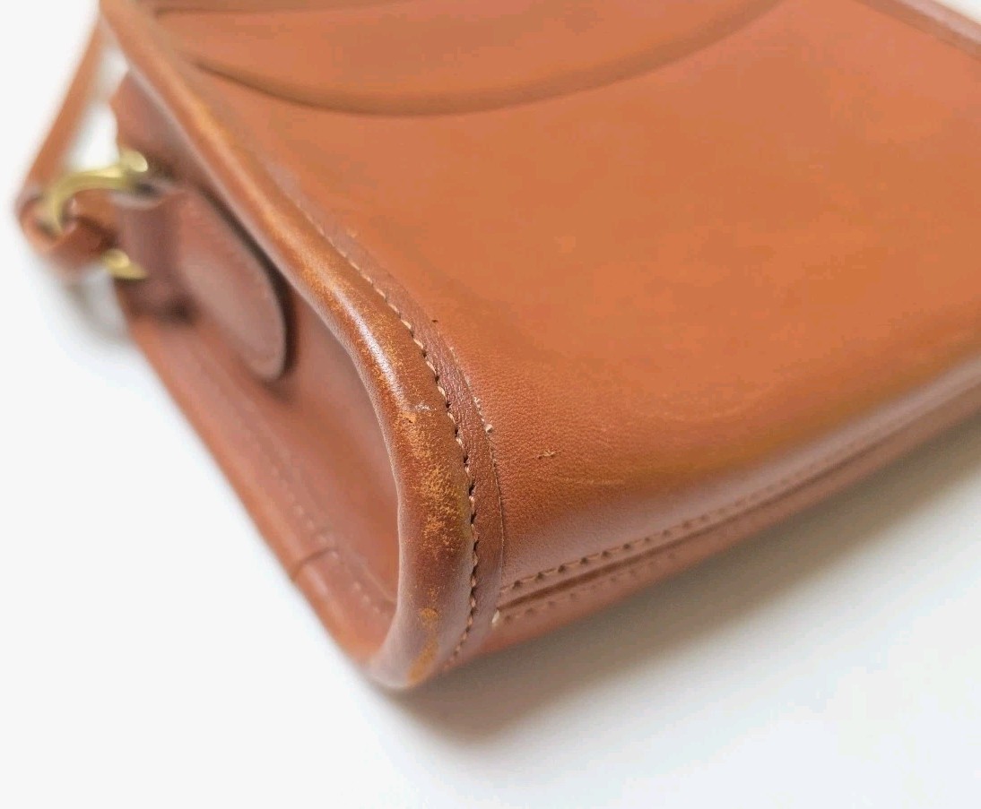 Vintage COACH Abbie 9017 Brown Leather Crossbody Small Shoulder Bag Purse