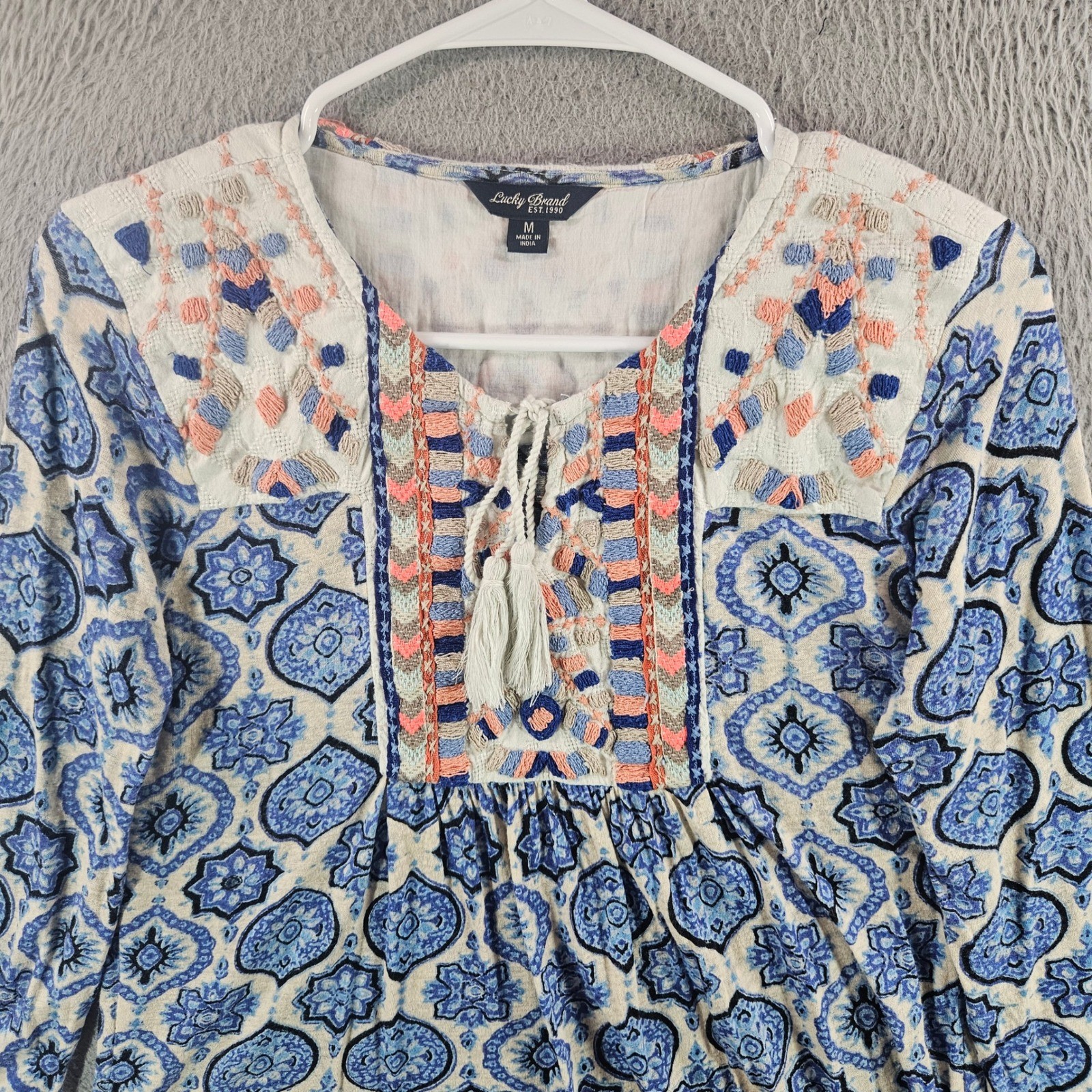 Lucky Brand Blue Tile Print Embroidered Peasant Blouse Tassel Top Womens Medium