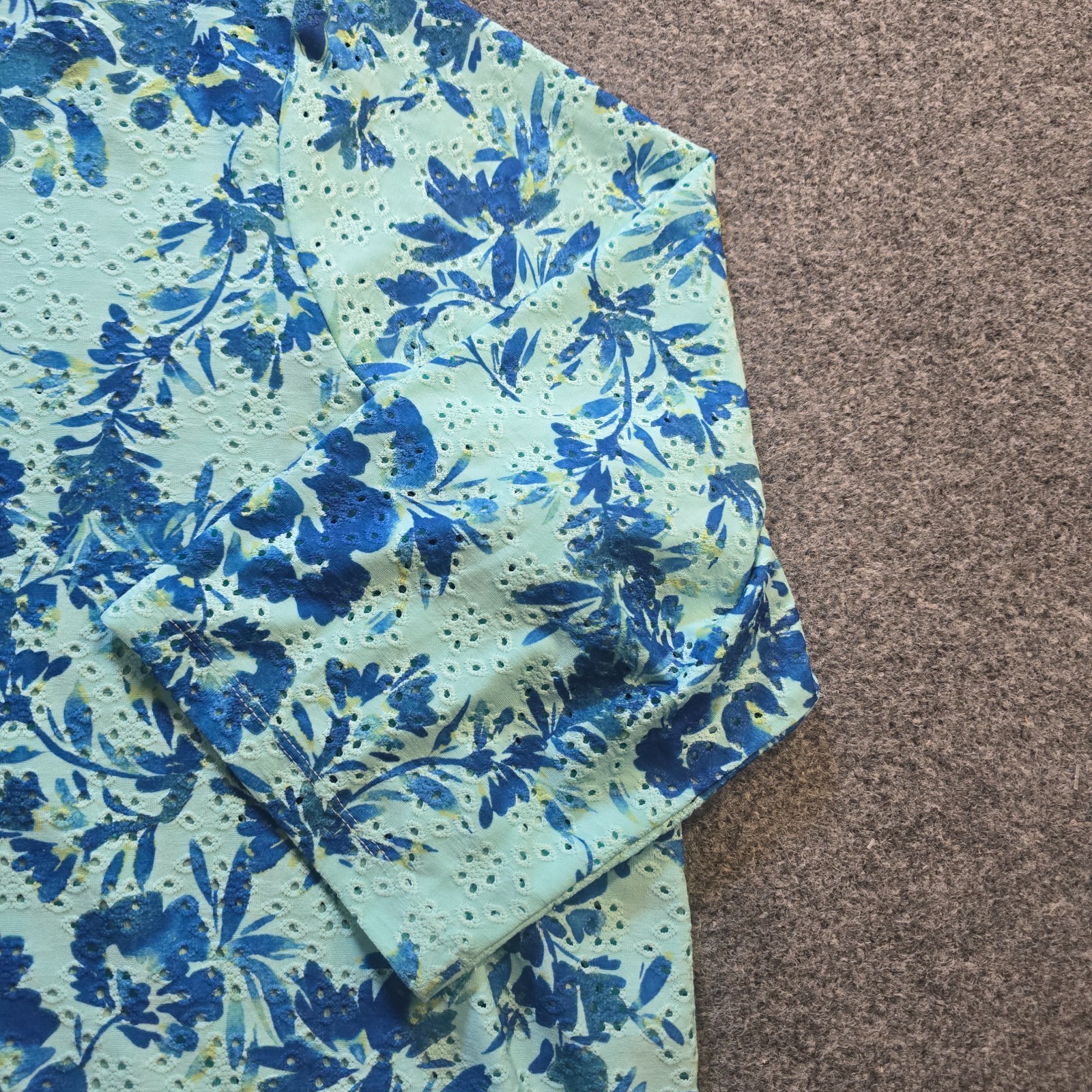 Logo Lori Goldstein Top Womens 3X Green Blue Floral Eyelet Lace Stretch Casual