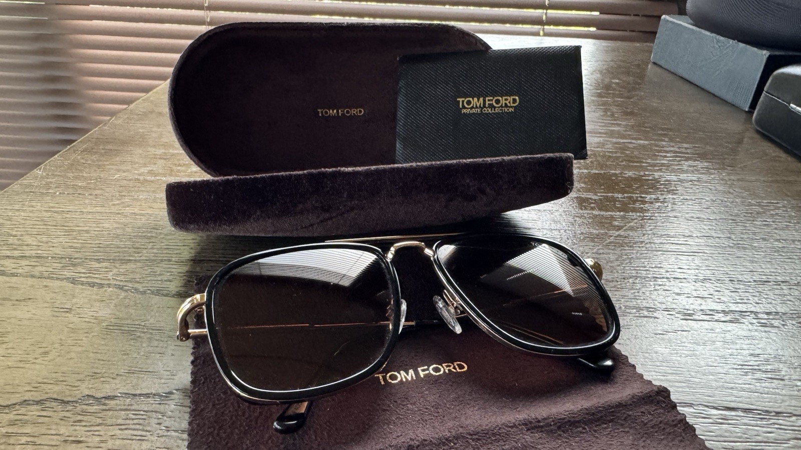 Tom Ford Huck TF665 01E Sunglasses Black/Gold Brown Lenses 58-17 145 w/ Case