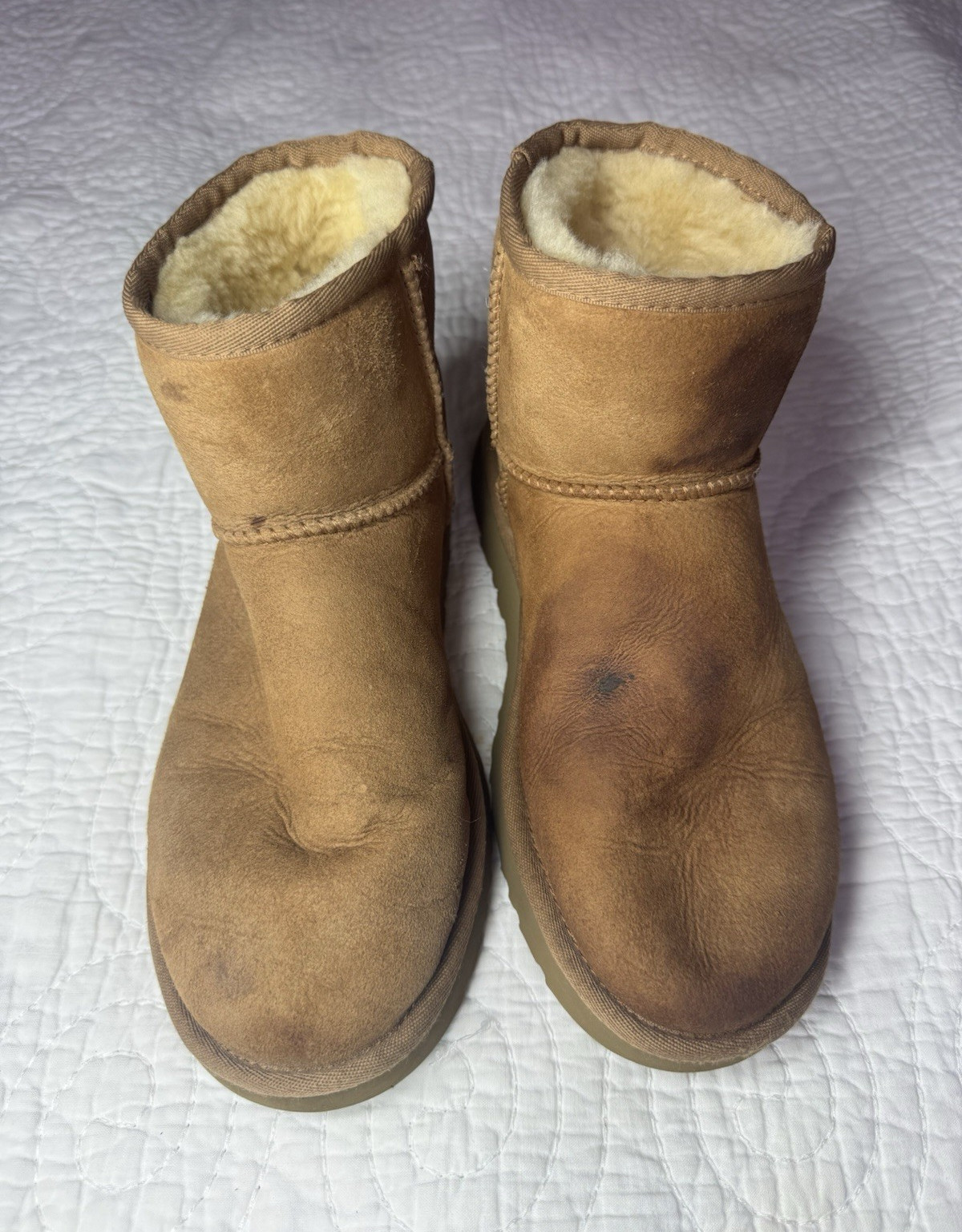 UGG Classic Mini II Chestnut Womens Size 7 Suede Sheepskin Winter Boots 1016222