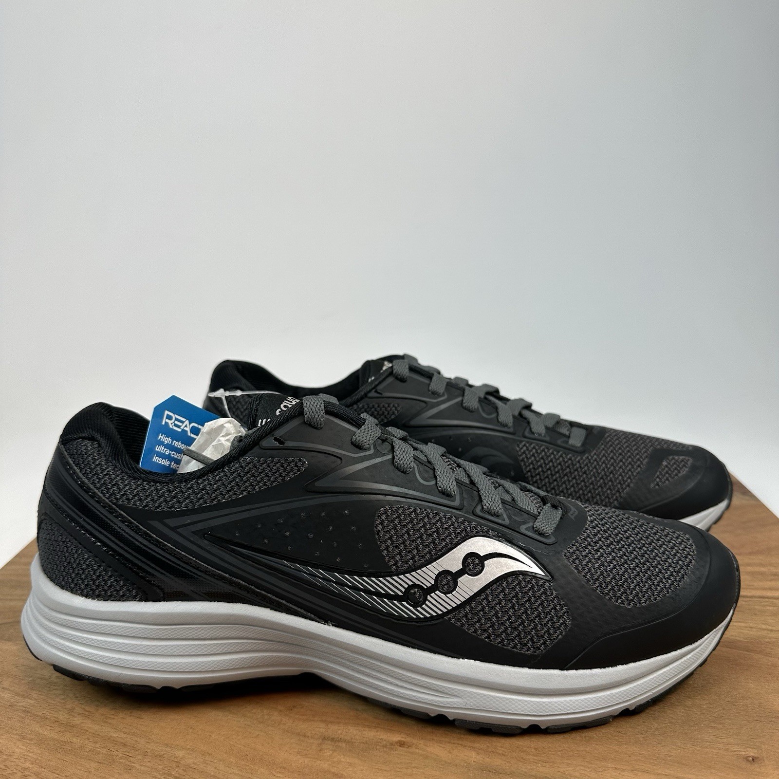 New Mens Saucony Grid Seeker Black Athletic Running Sneakers Shoes Size 10 M