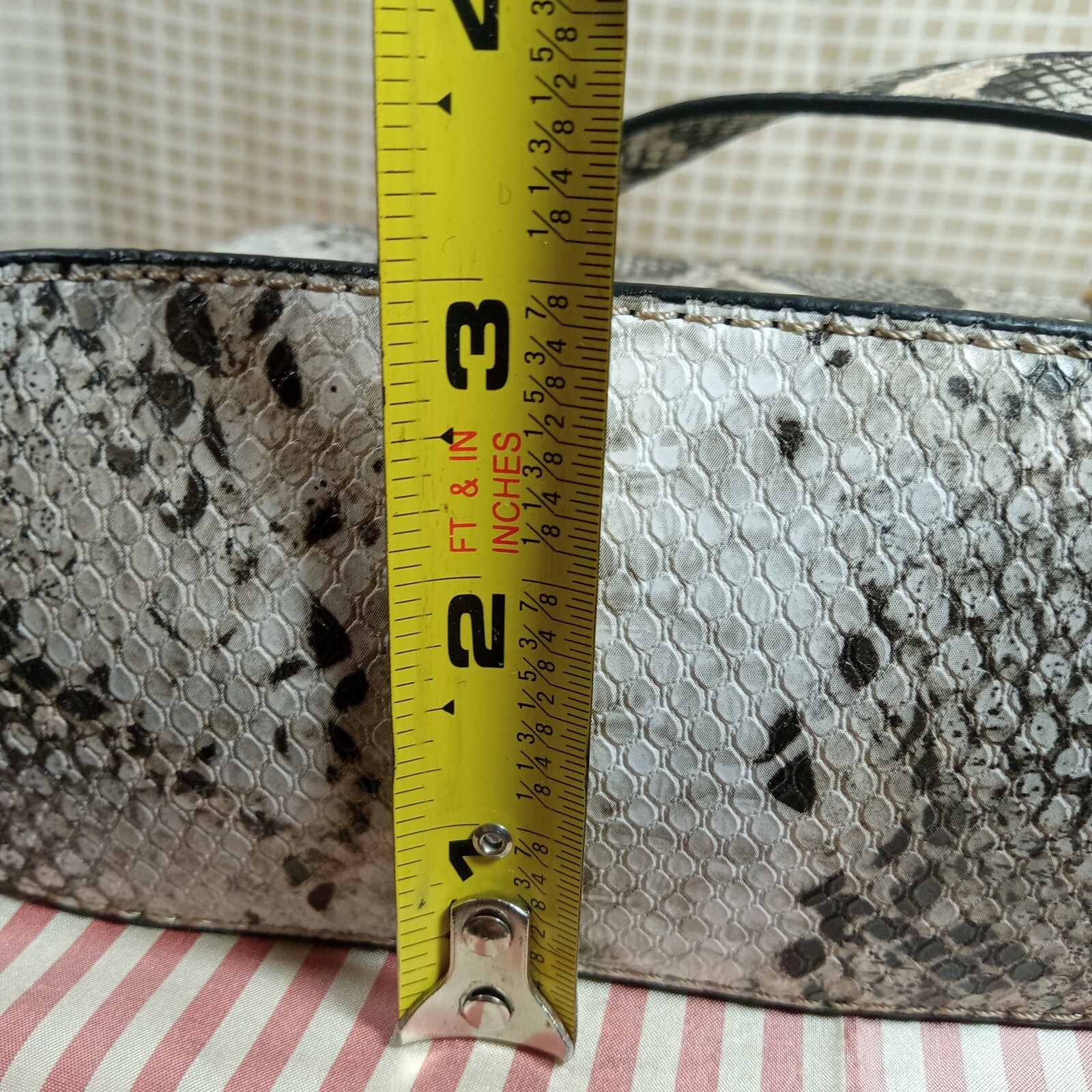 ☆Anne Klein☆ Snake Print Lined Crossbody Handbag 10 X 7 X 3