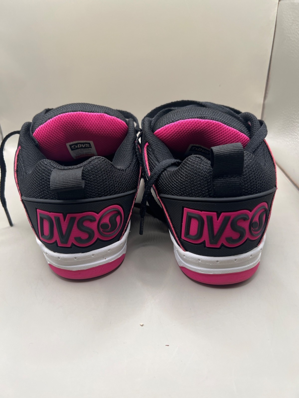 DVS Womens Comanche WOS Black & Pink Skate Shoes Size 6 US / 4.5 UK / 36.5 EU