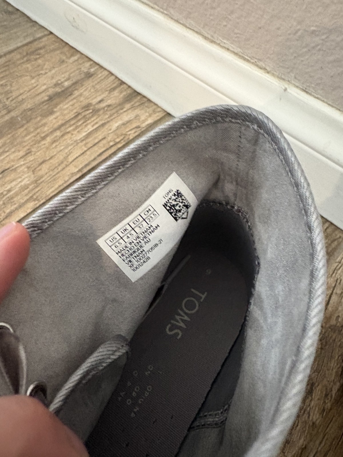 Toms Camarillo Cement Corduroy Lace Up High Top Sneaker 6.5