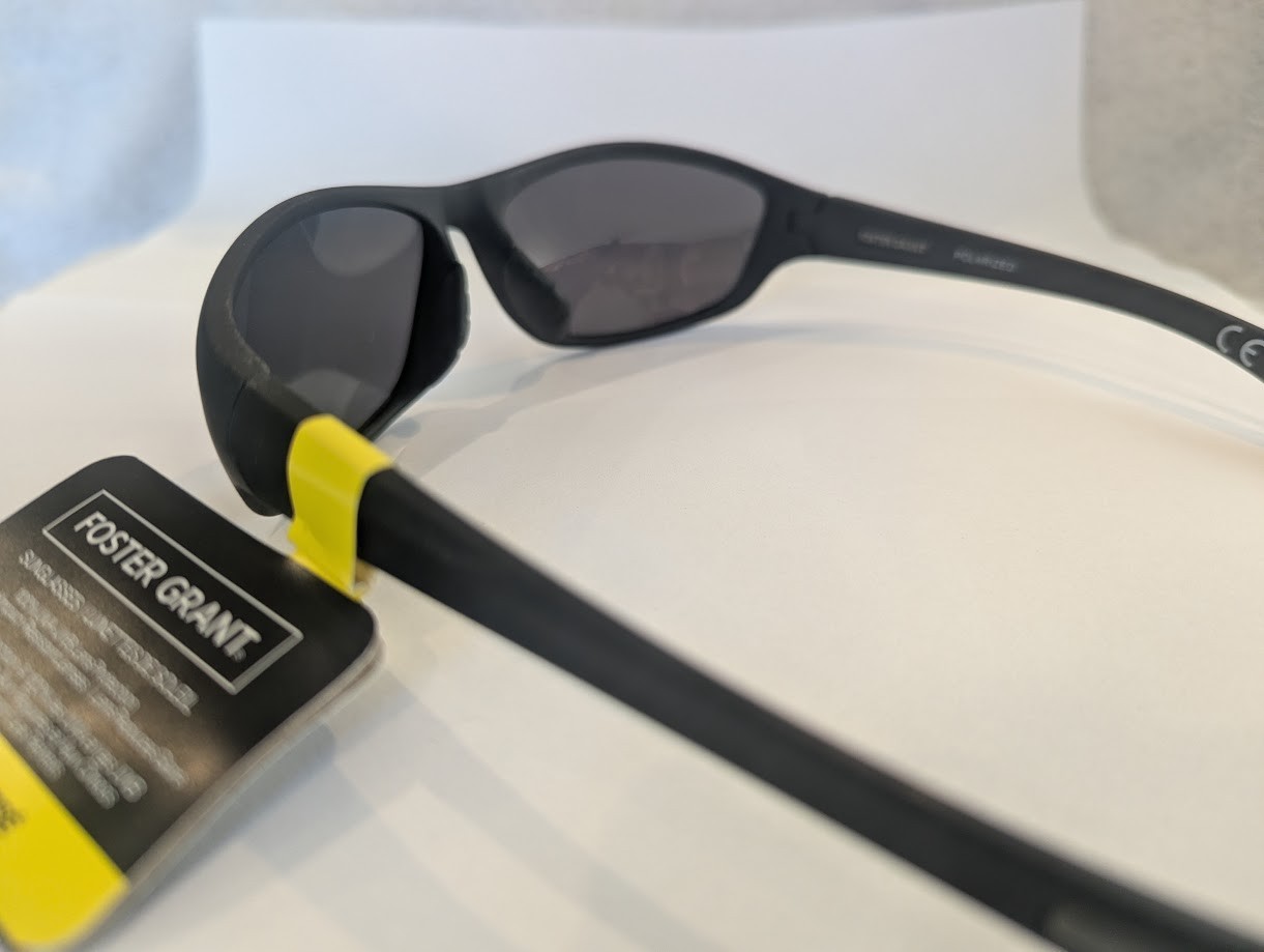 Foster Grant Backstop Matte Black Polarized Sport Sunglasses 100% UVA/UVB