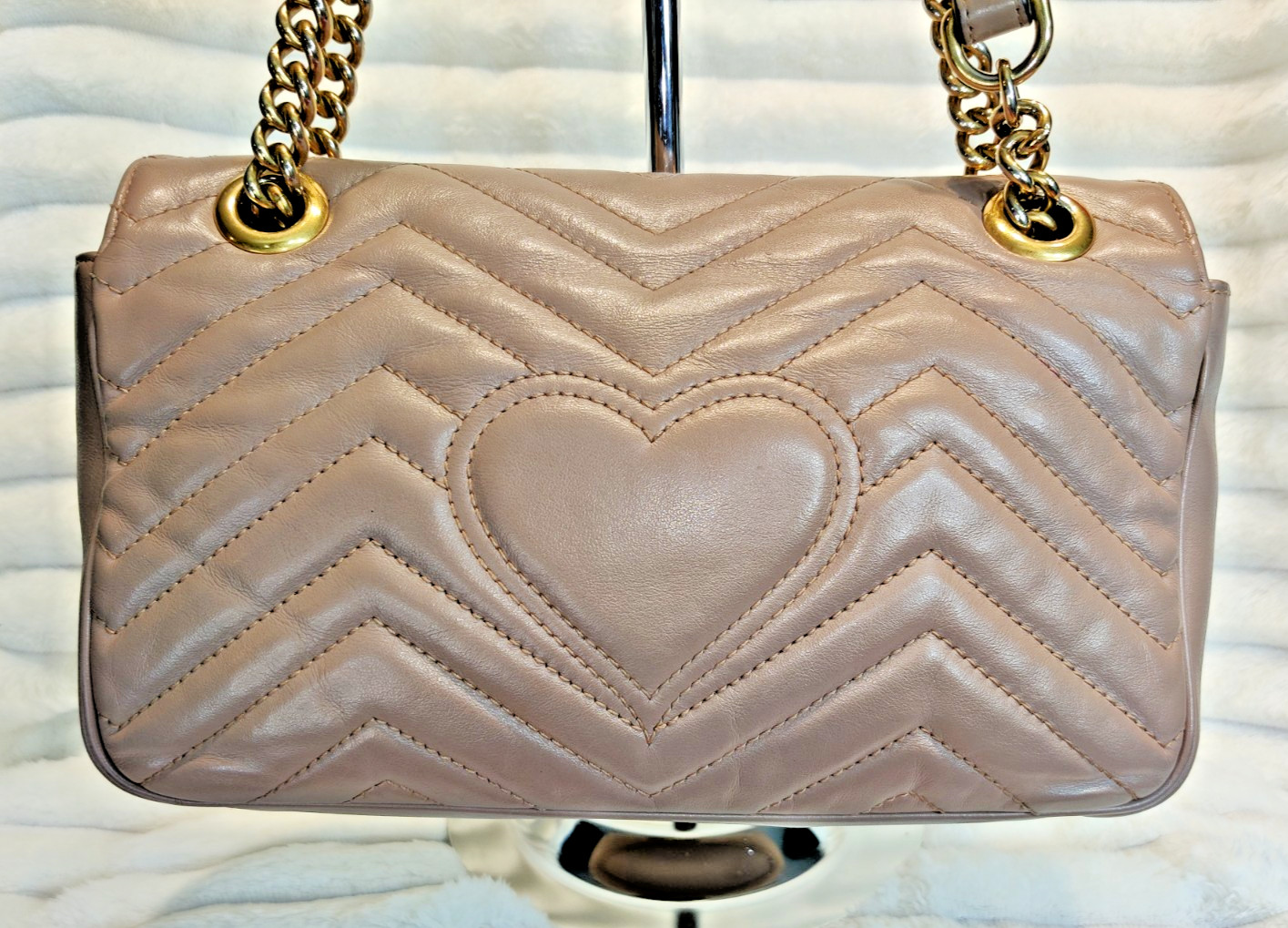 Gucci GG Marmont Shoulder Bag Medium Dusty Pink Leather