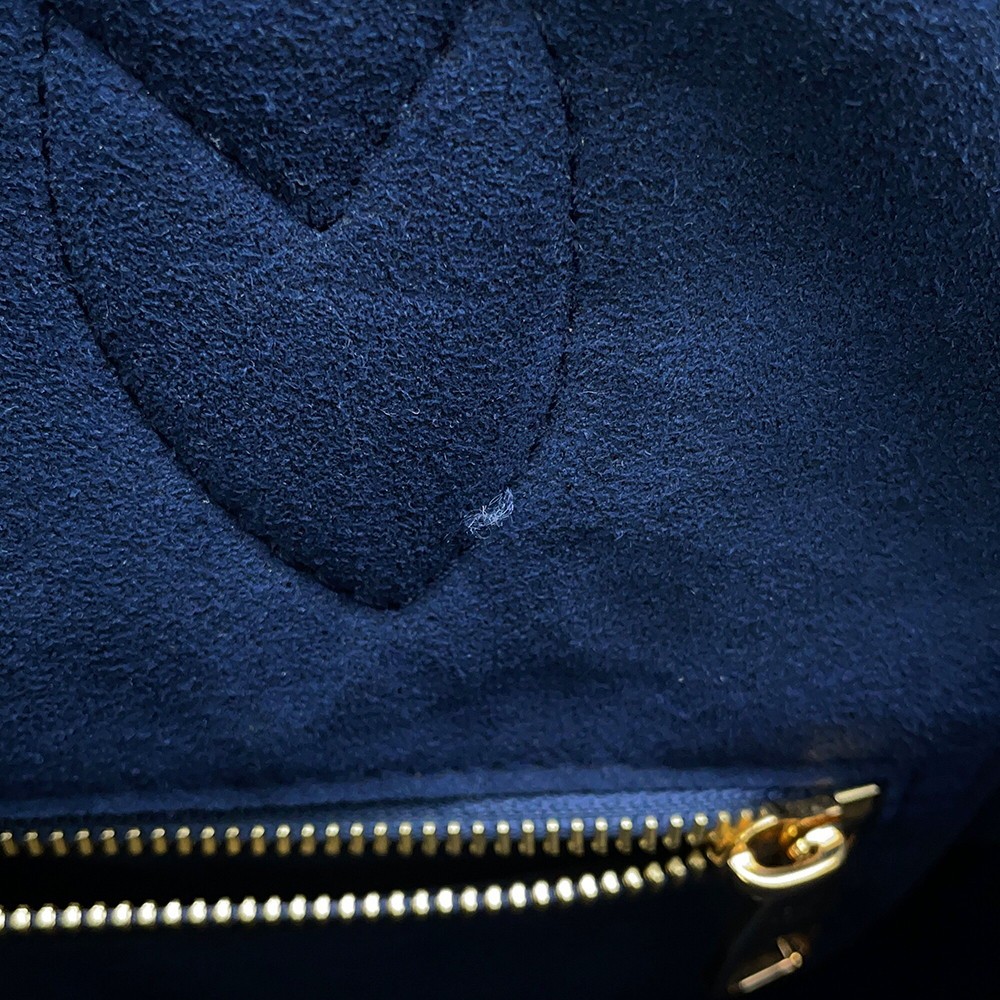 LOUIS VUITTON Neverfull Size MM Monogram Empreinte Leather Noir M45685