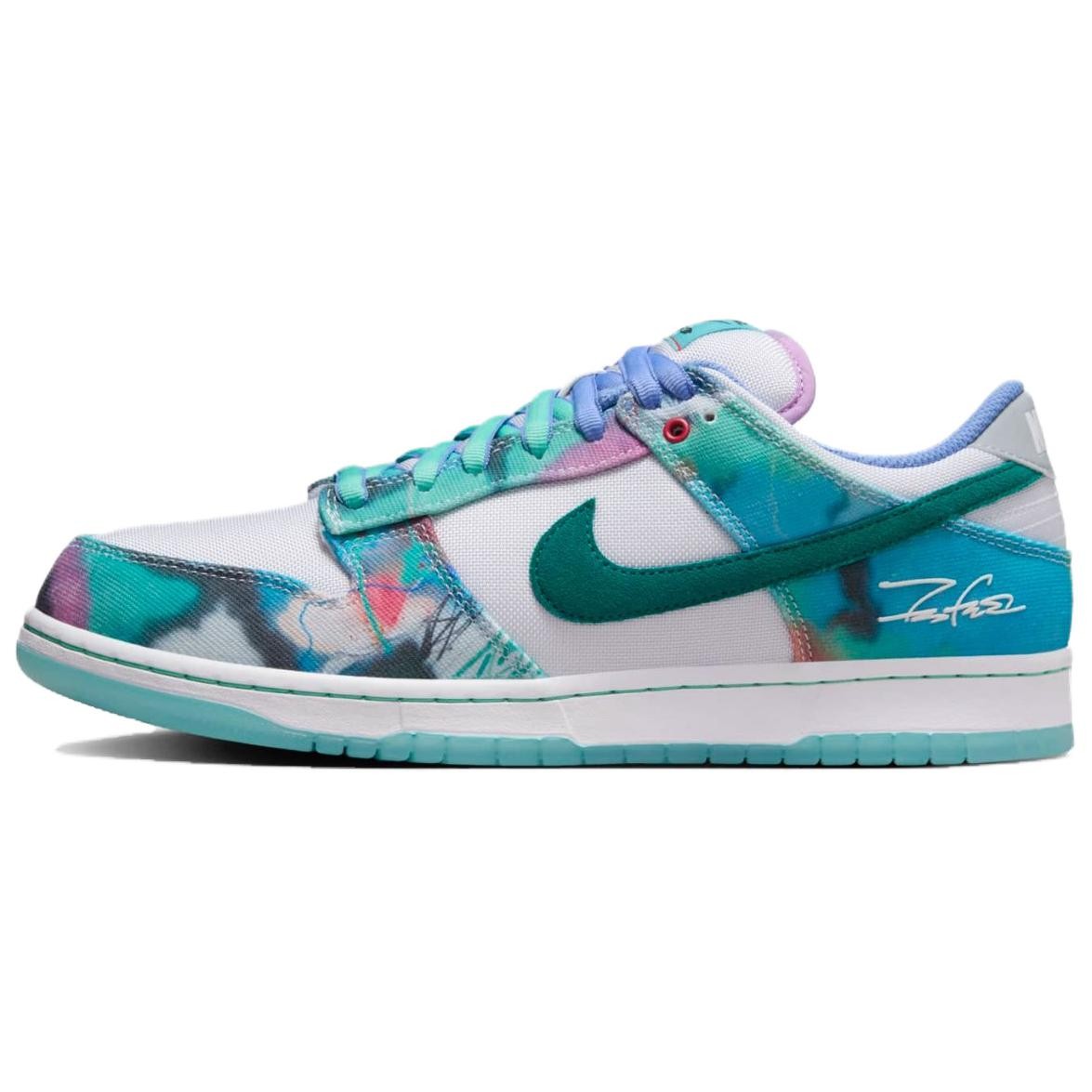 Futura Laboratories x Nike Dunk Low SB ‘Bleached Aqua’ HF6061-400