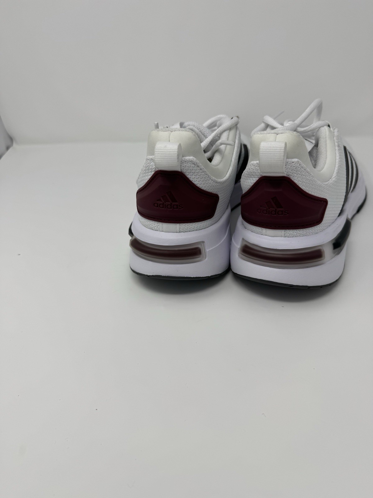 Adidas Racer TR23 White Black Shadow Red Size 8.5 Cloudfoam no sole