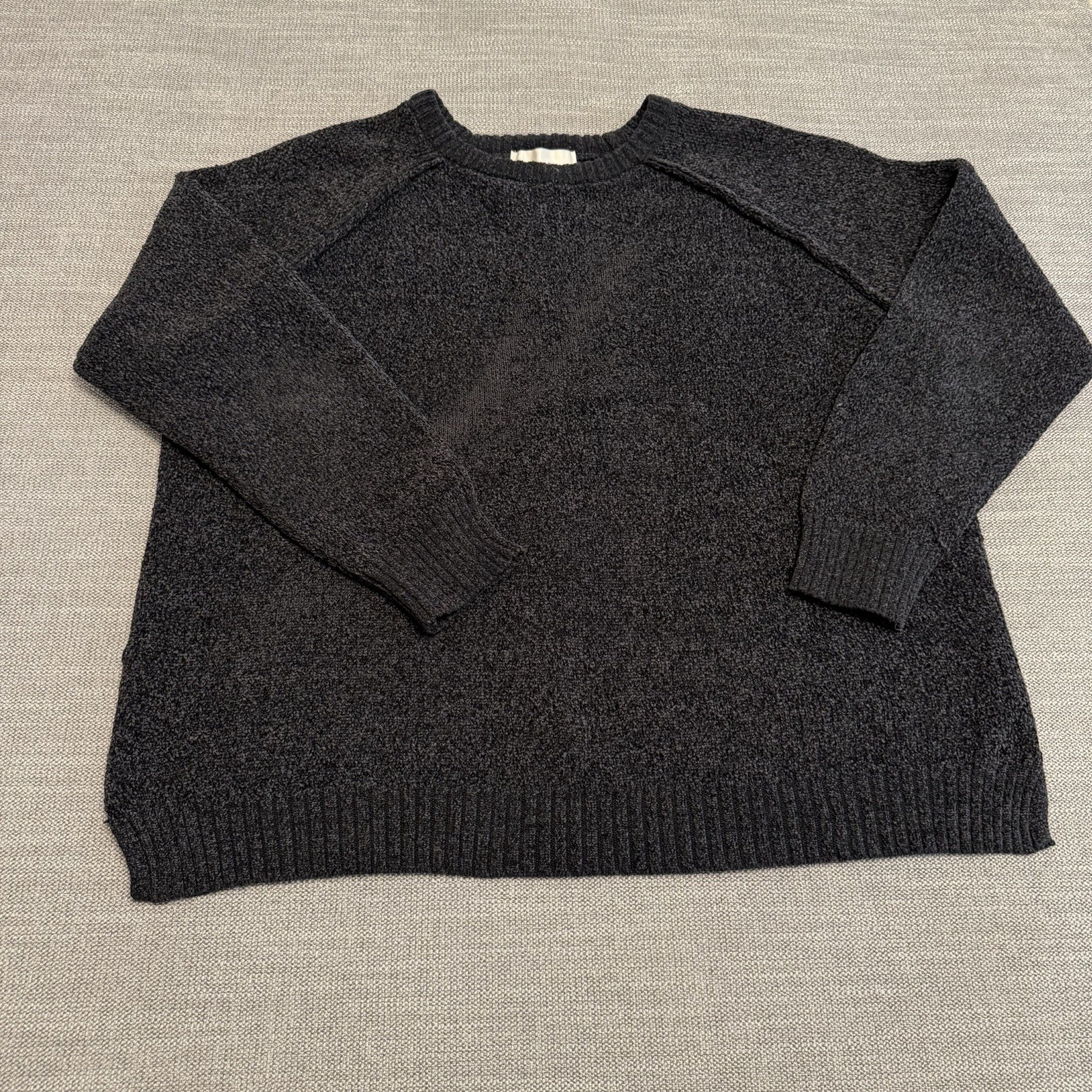 🖤 Cozy Zenana Black Bouclé Sweater 🖤
