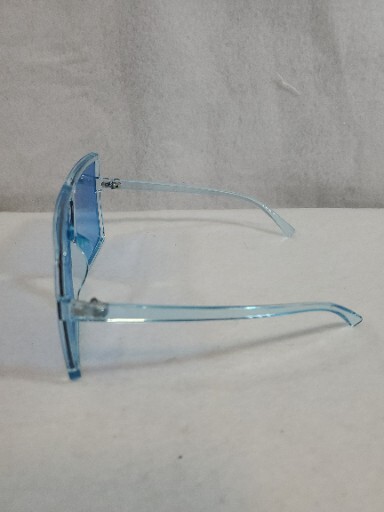 Oversize Square Flat Top Tinted XXL Women Sunglass with 400UV Polycarbonate Lens
