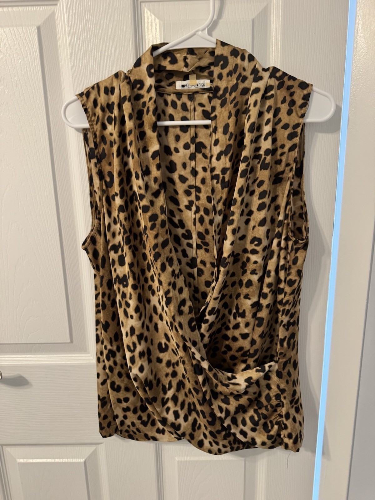 Calvin Klein Women’s Sleeveless V-Neck