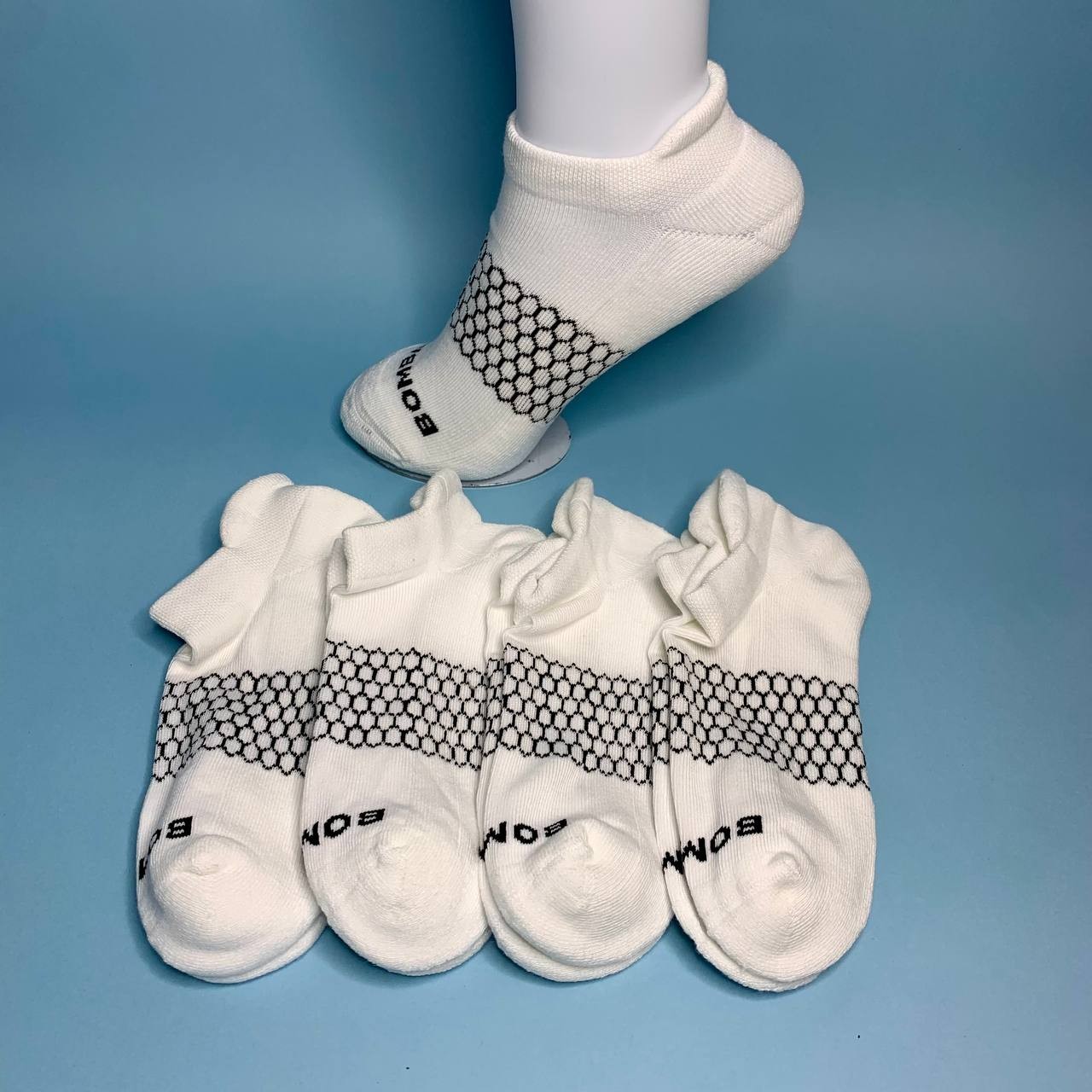 Bombas Women’s Ankle Socks 4 Pair Pack White Black Size S Small M L Multi Size
