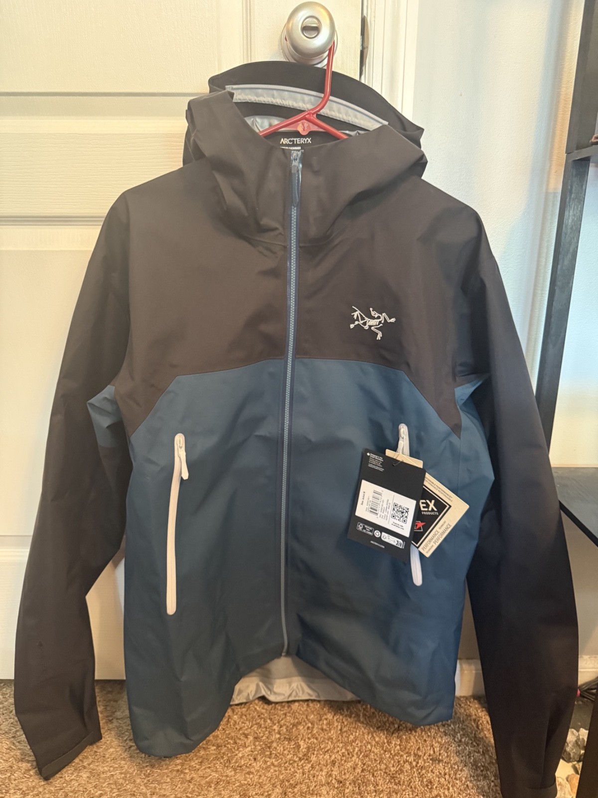Arc’teryx Beta Men’s Jacket Size Medium Color Lodestar Brand New with Tags Gorp