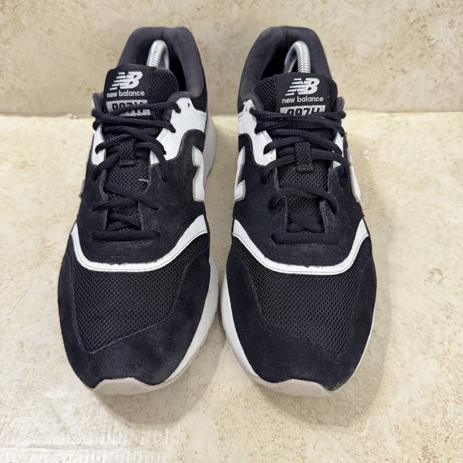 New Balance 977H Sneakers Mens 9.5 Black Suede Low Atheltic Casual Shoes Retro