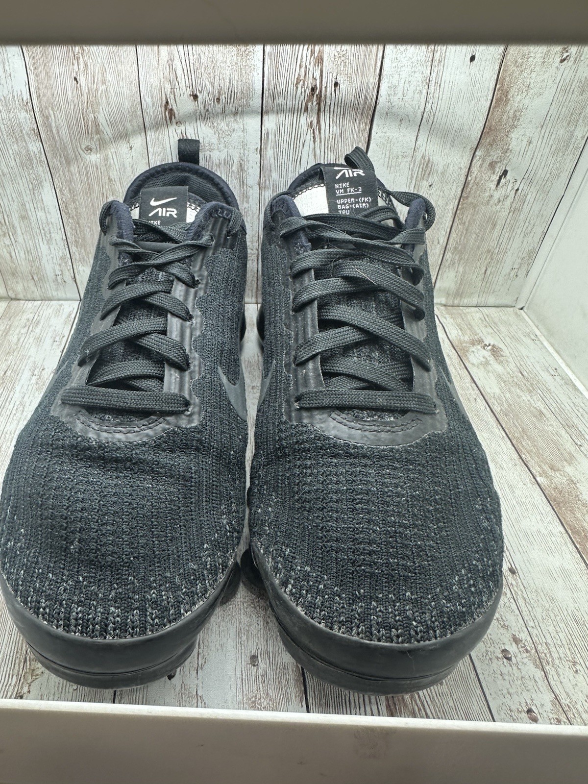 Nike Boys Air VaporMax Flyknit 3 BQ5238-001 Black Running Shoes Sz 6.5Y