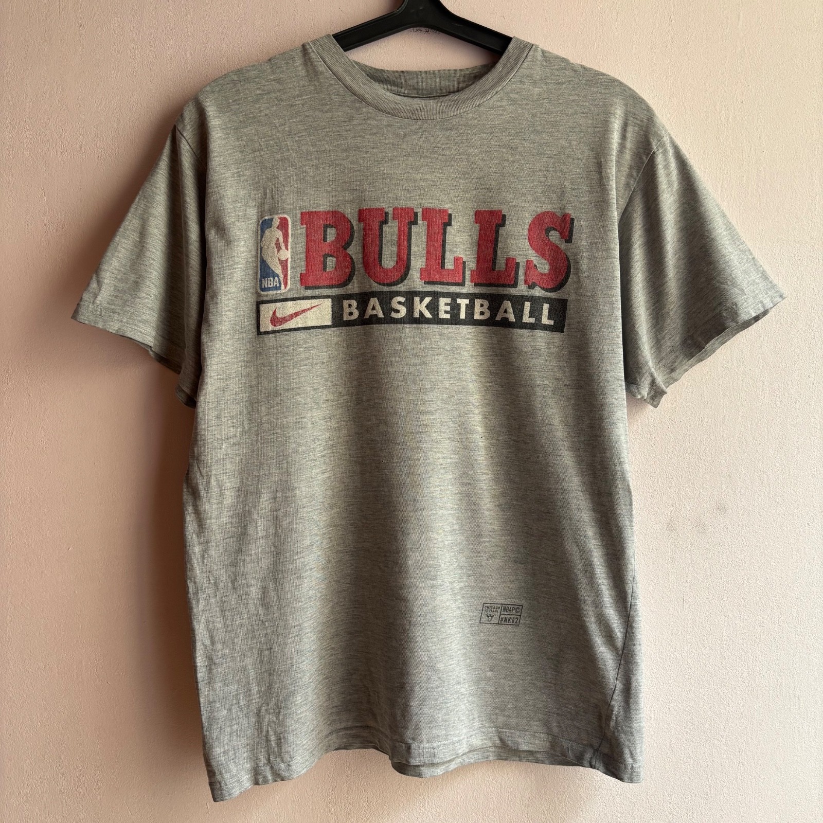 Vintage Late 90s Nike x NBA Chicago Bulls Basketball Graphic Tee