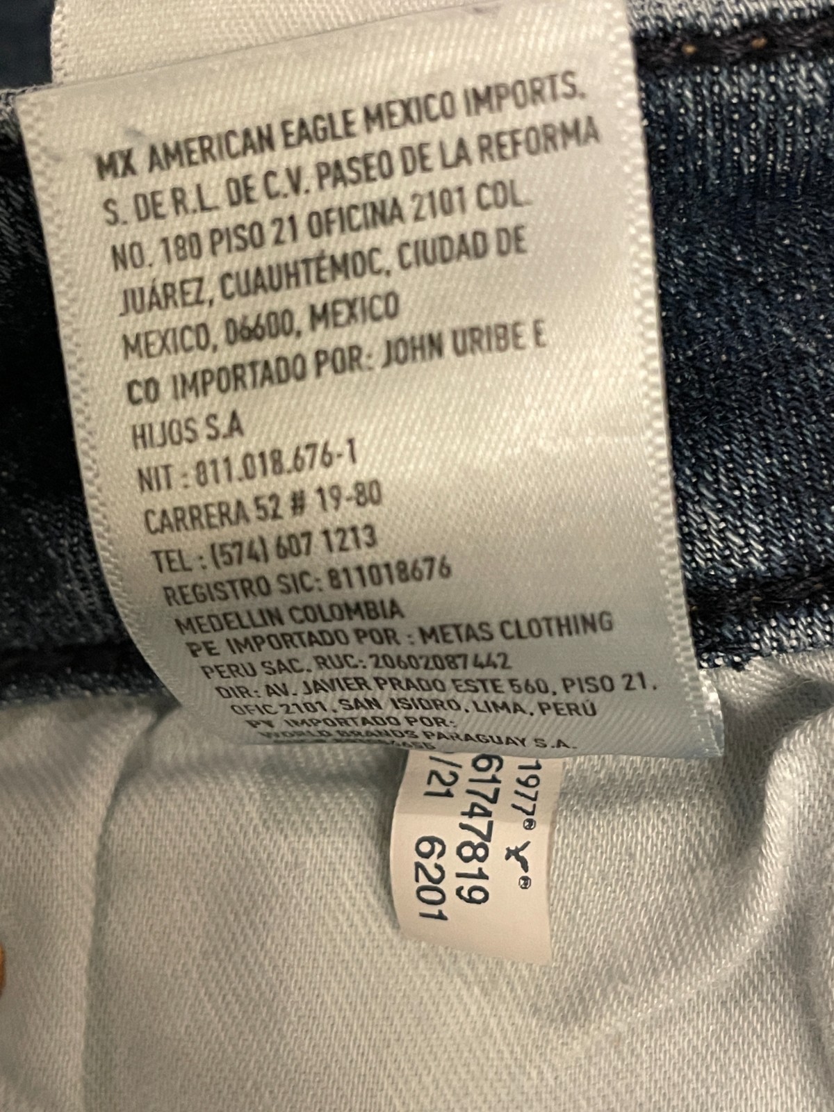 American Eagle Slim AirFlex + 360 Distressed Jeans-Men’s 29×34-Medium Wash