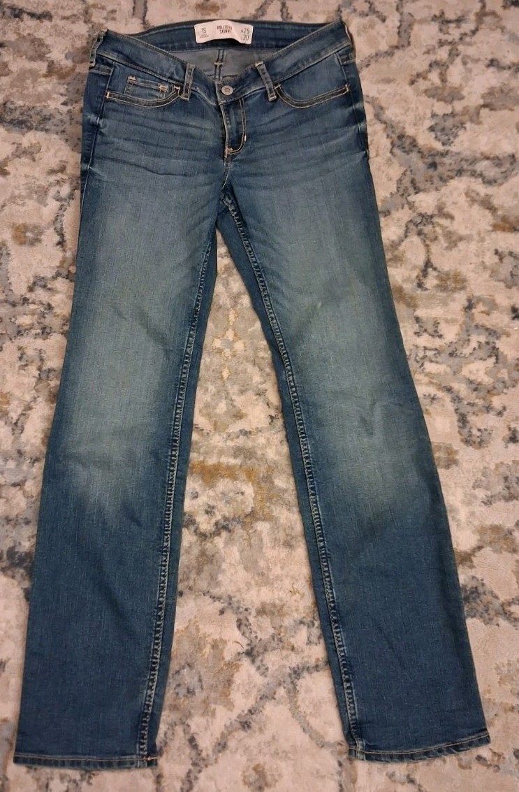 Hollister Women’s Low-Rise Skinny Slim Fit Medium Wash Blue Stretch Jeans 1S
