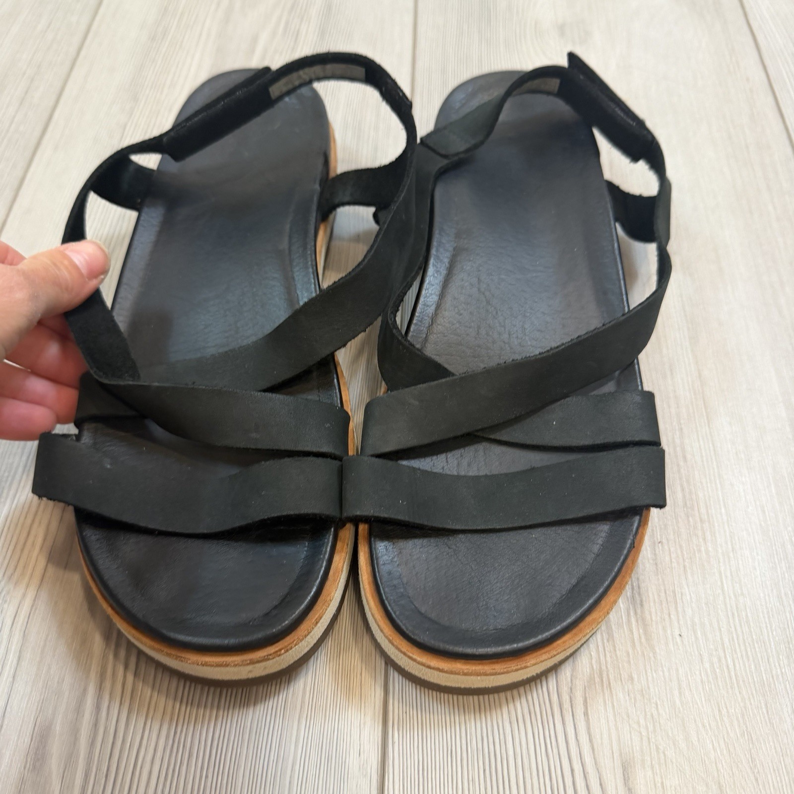 Merrell Black Leather Juno Mid Ankle Wrap Strappy Gladiator Sandals 9