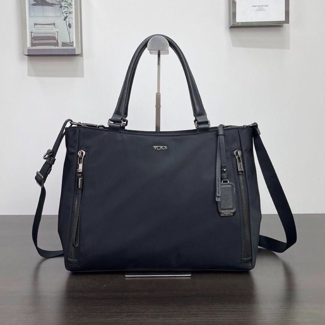 TUMI Valetta VOYAGEUR 196605 All Black Medium Tote Business Bag outlet New