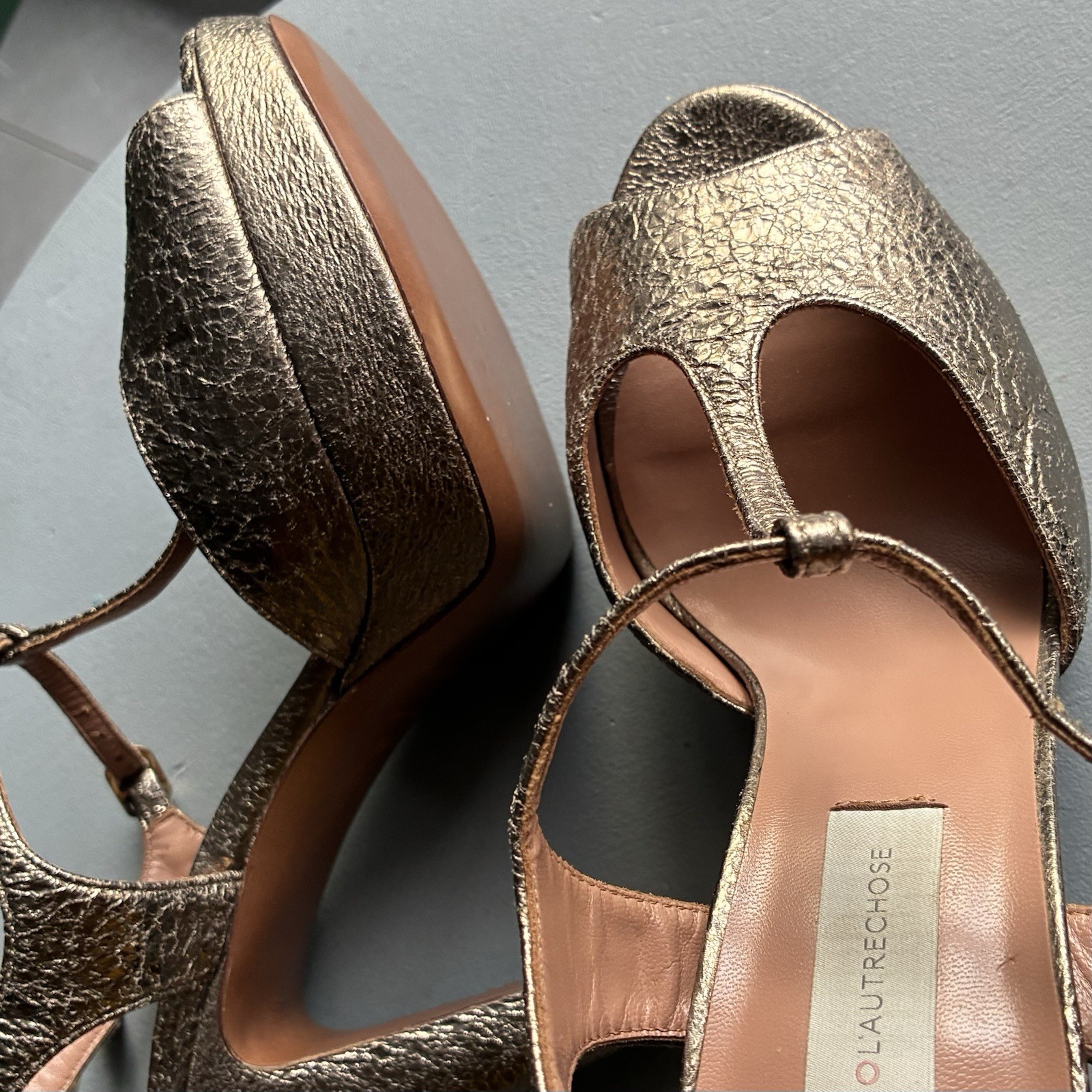THE OTHER THING T-Strap High Heel Platform Sandal Bronze/Gold Cracklé Leather n.40