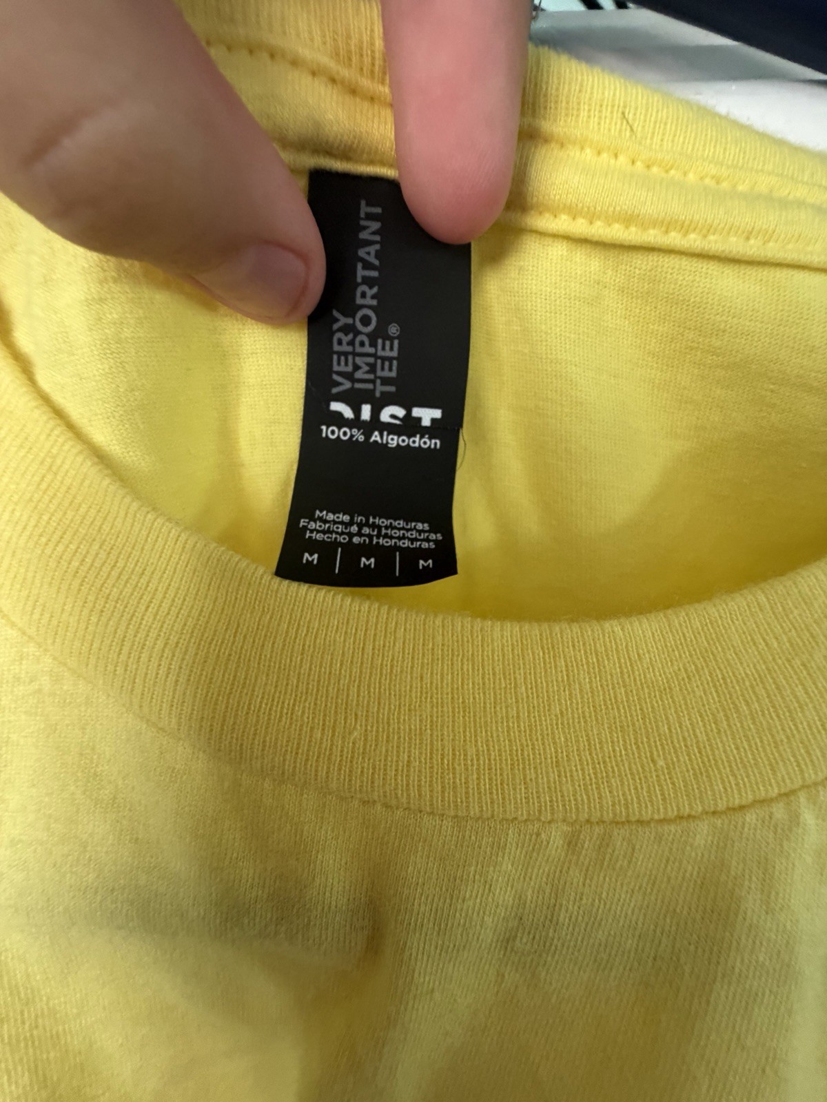 Very Important Tee Men’s M Yellow Crew Neck Short Sleeve Peanuts Snoopy Tee