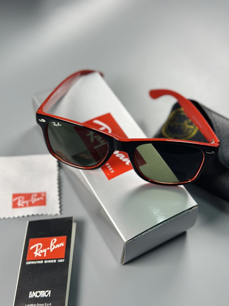 Ray-Ban Wayfarer RB2140 Black Red Edition Sunglasses Green Lenses & Accessories