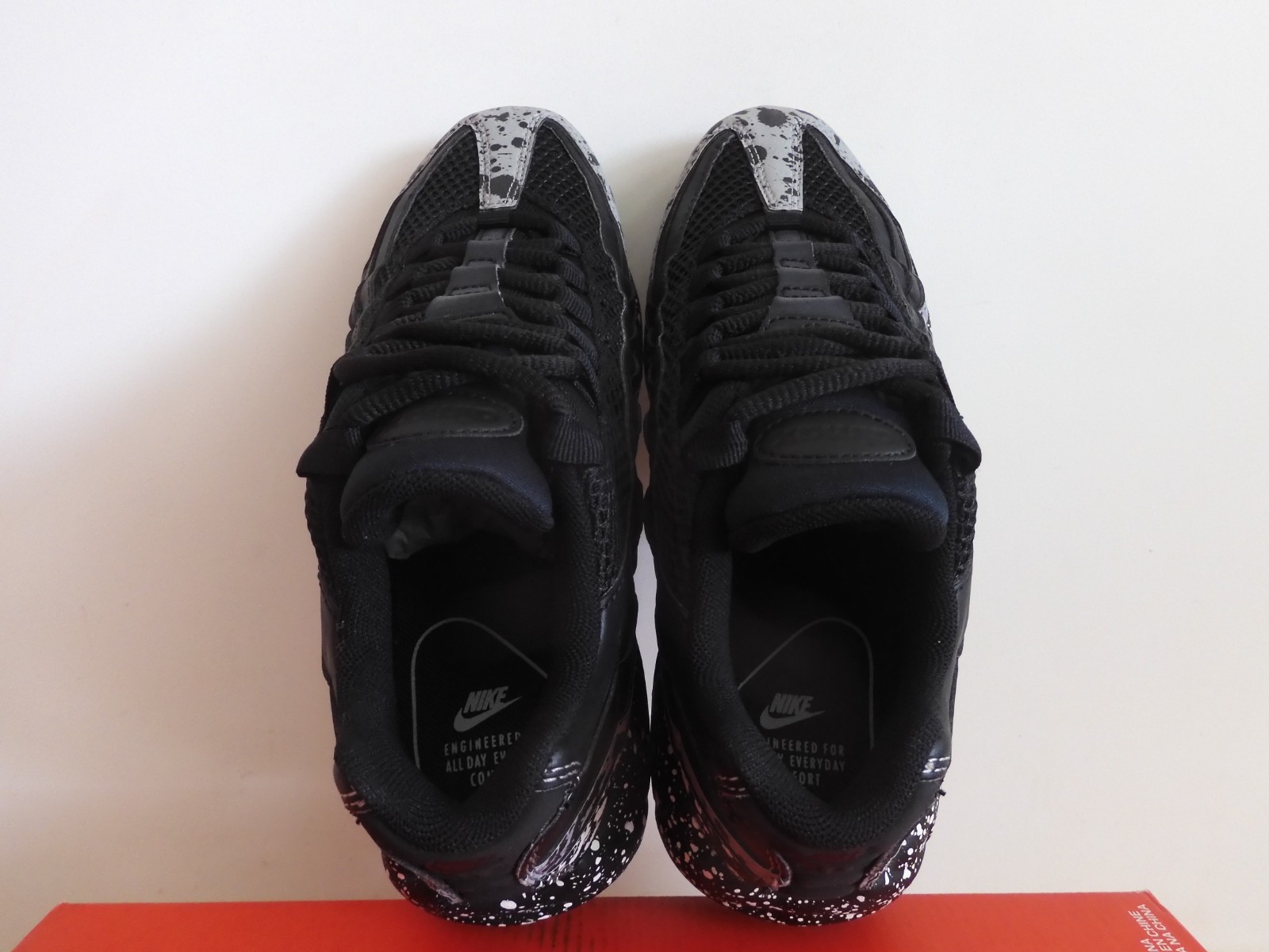 Nike Air Max 95 Se Splatter Black-White Womens Sz 7 [918413-003]