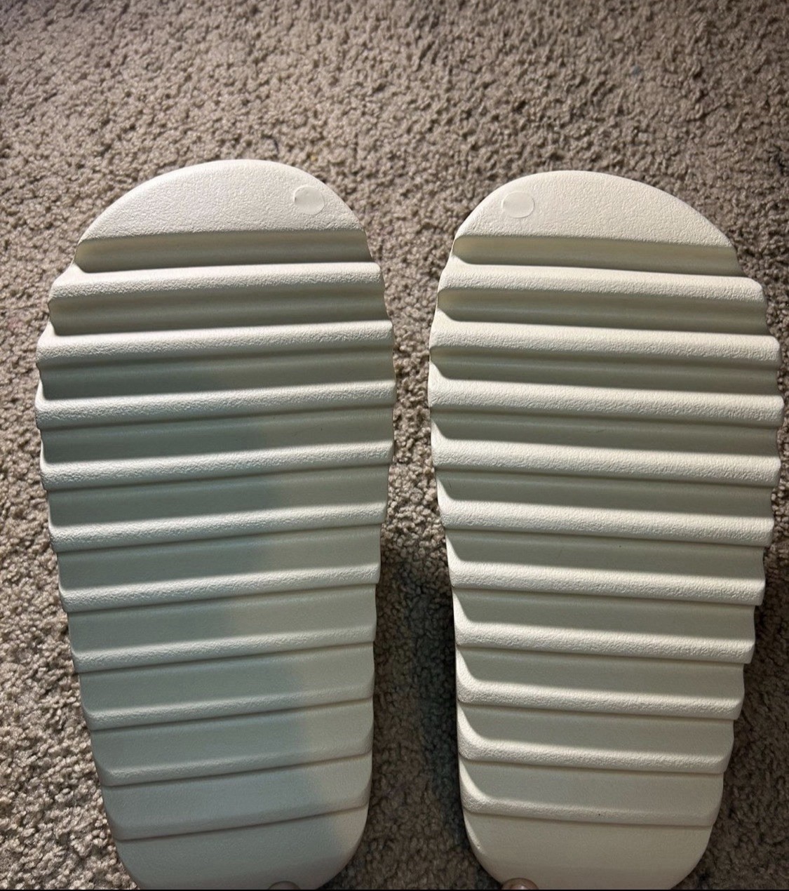 adidas Yeezy Slide Beige