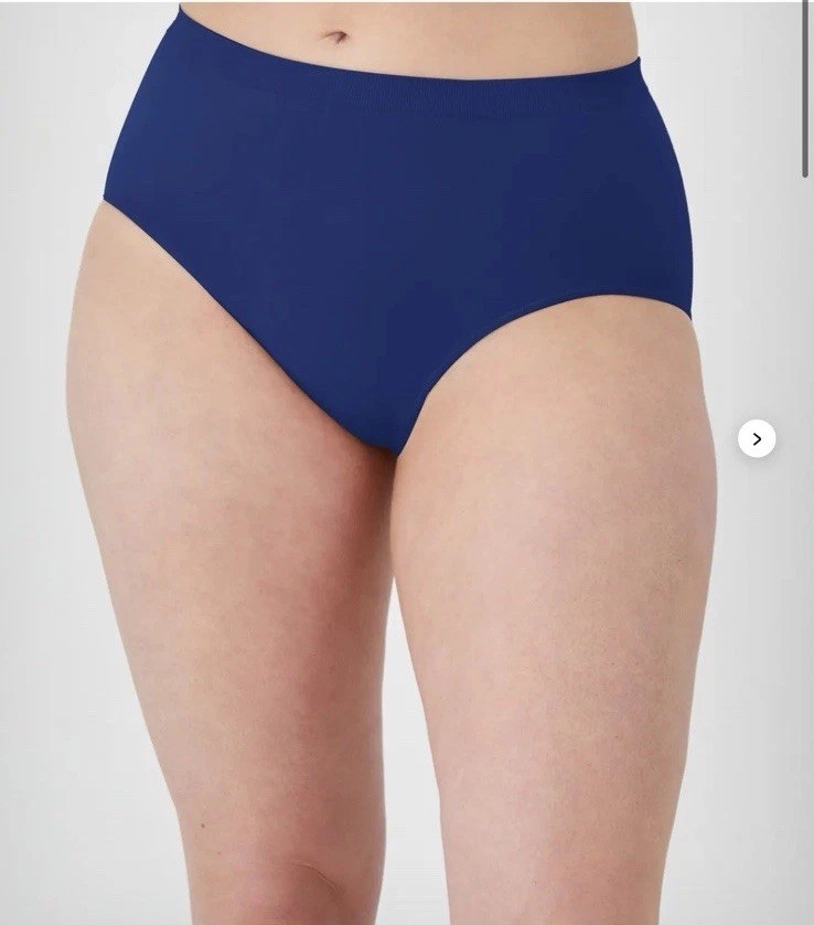 Bali Comfort Revolution Hi Cut Brief Panty 6/7 Seamless Navy Blue NEW