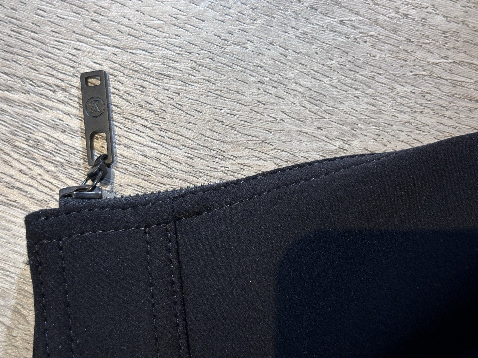 Authentic Louis Vuitton FW21 Technical Tucked Cargo Pants