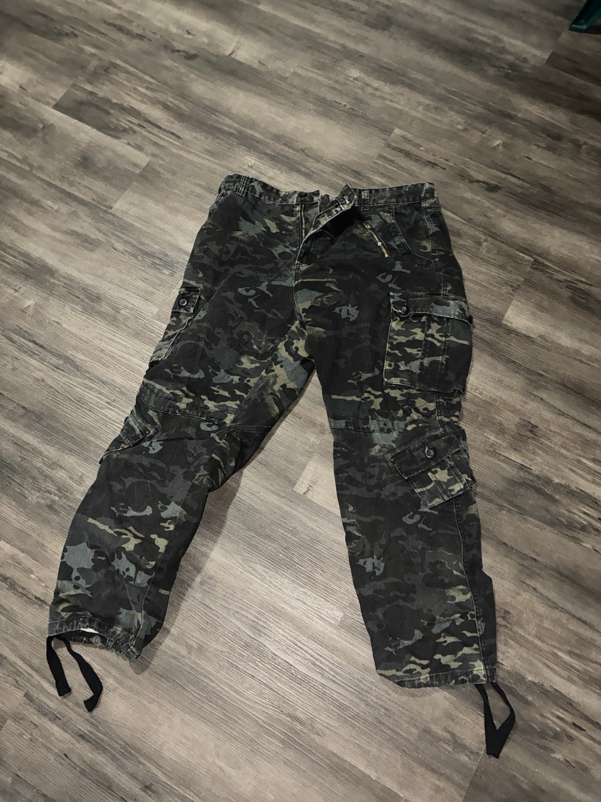 Men’s Camouflage Cargo Pants Size 42 Regular Black Gray Green Cotton Canvas
