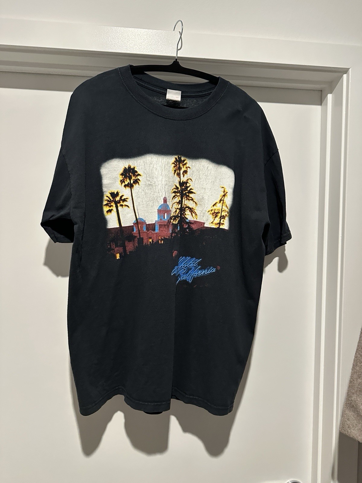 Vintage Eagles 2003 Tour T Shirt Hotel California