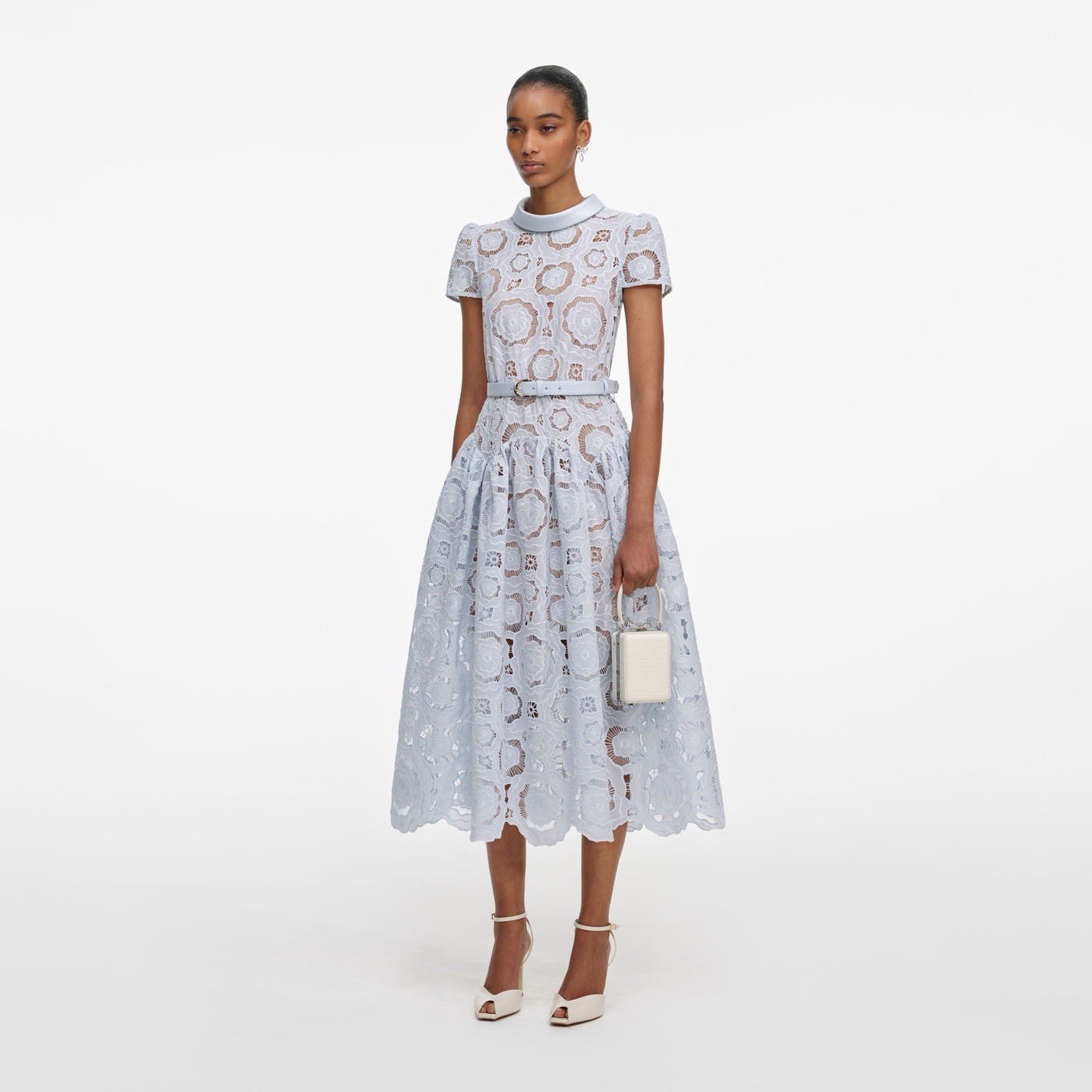 Self portrait DRESS BLUE FLORAL LACE MIDI $735 NWT Size US 6 UK 10