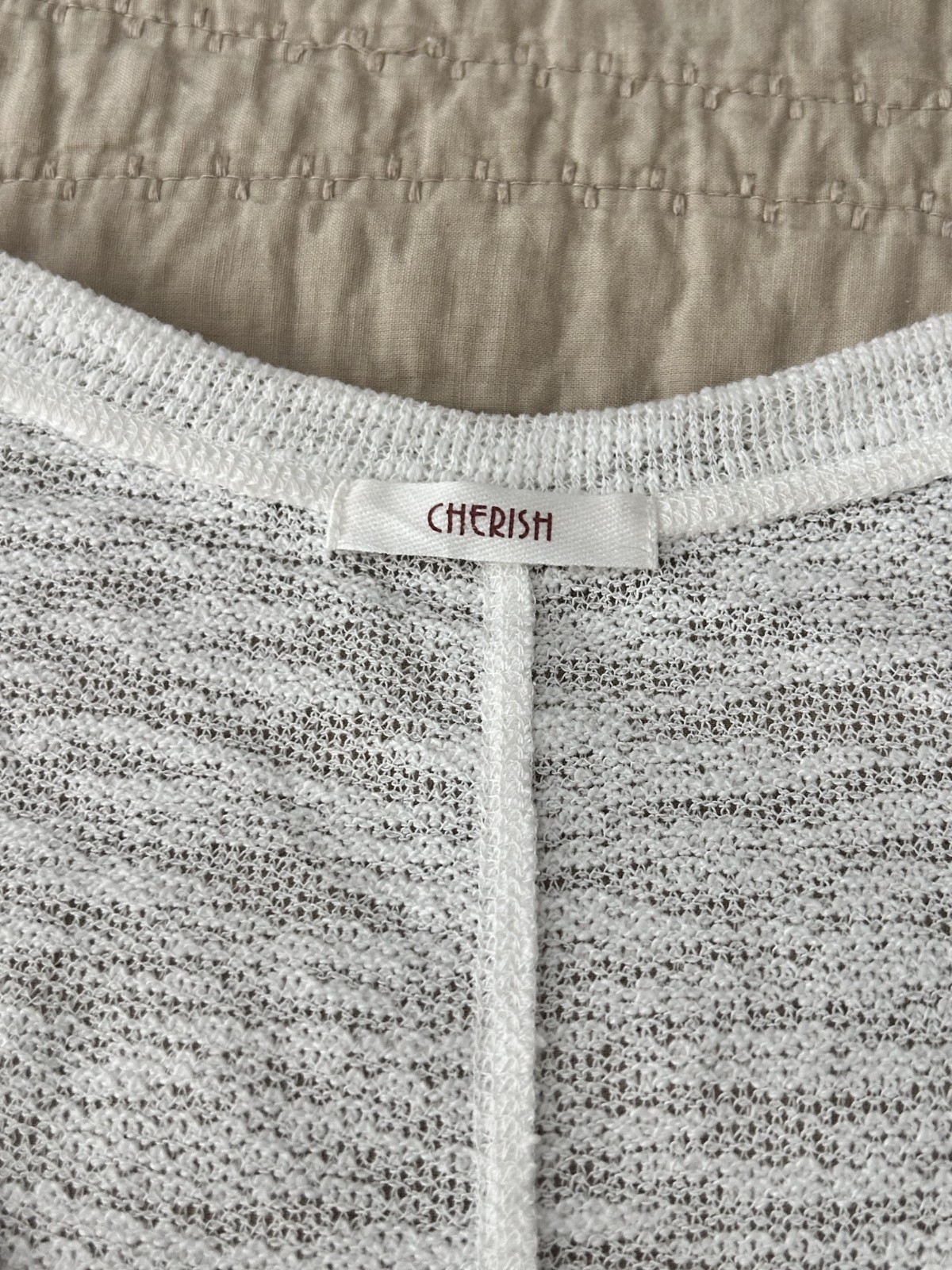 CHERISH OFF WHITE OPEN WEAVE SUMMER V-NECK PULLOVER UNSIZED LARGE