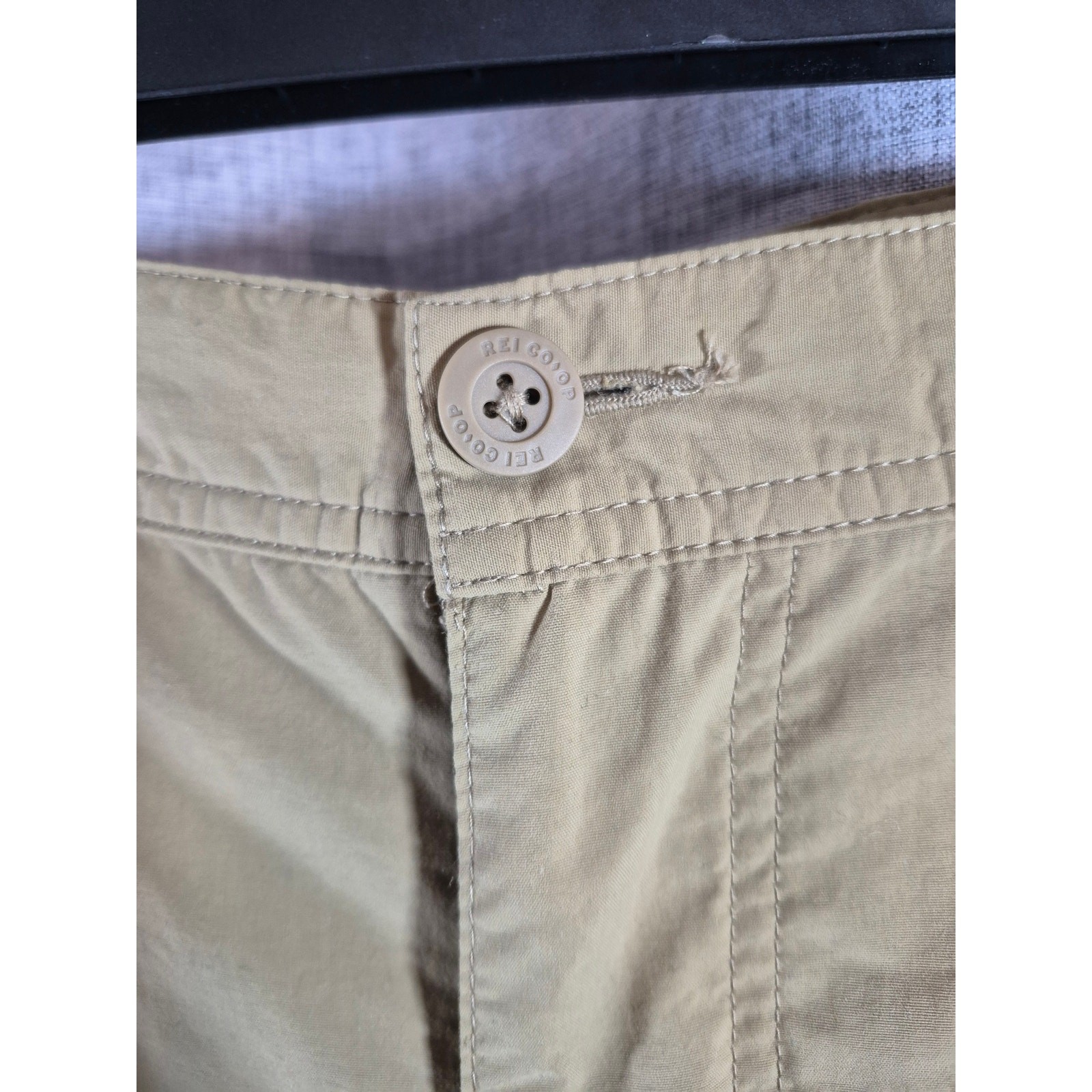 REI Co-op Men’s Lightweight Cargo Hiking Pants 38×32 Khaki Zip Pocket Outdoor