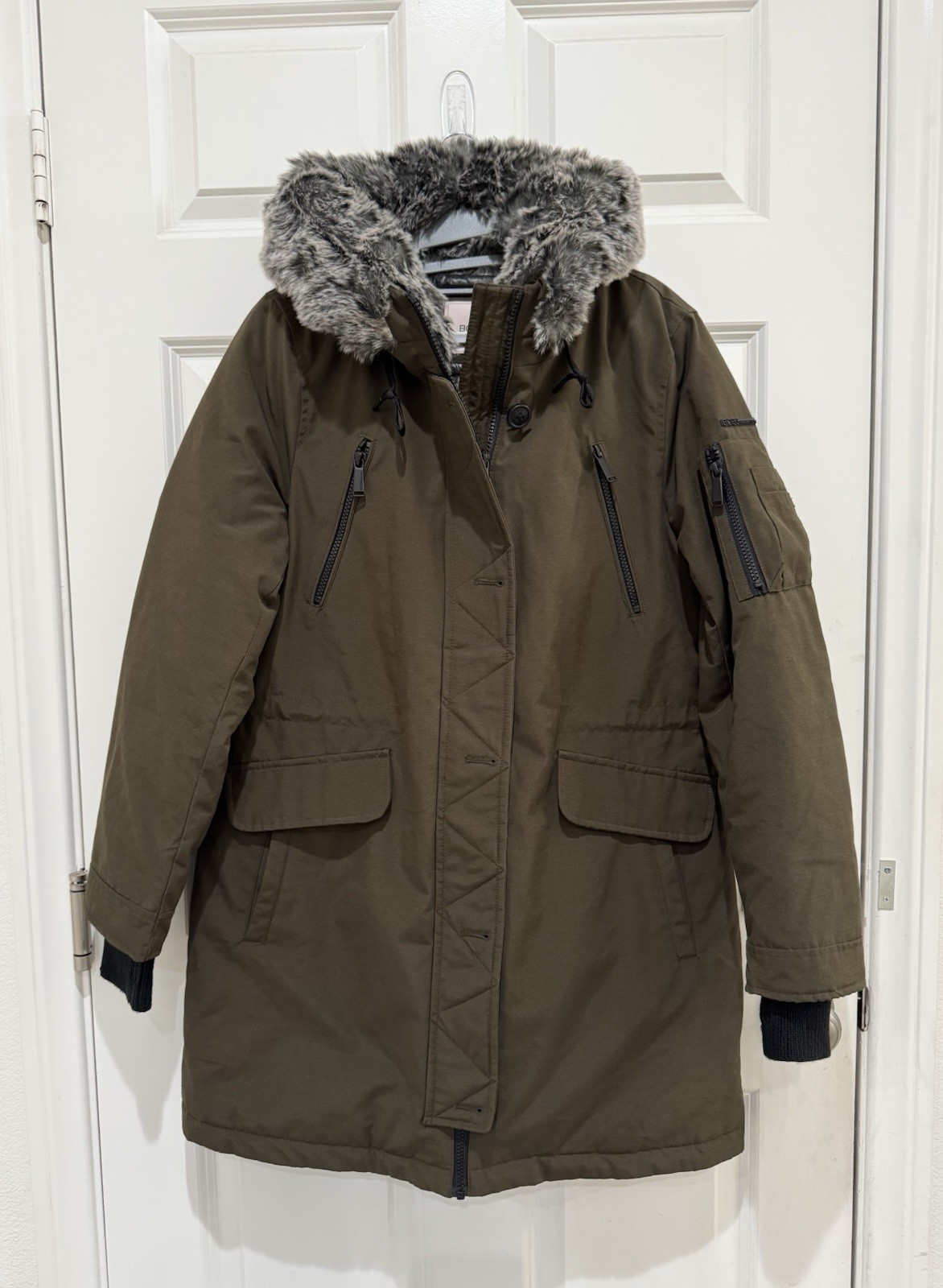 BCBGeneration Women’s Olive Green Puffer Faux-Fur Trim Parka Coat Jacket Sz M