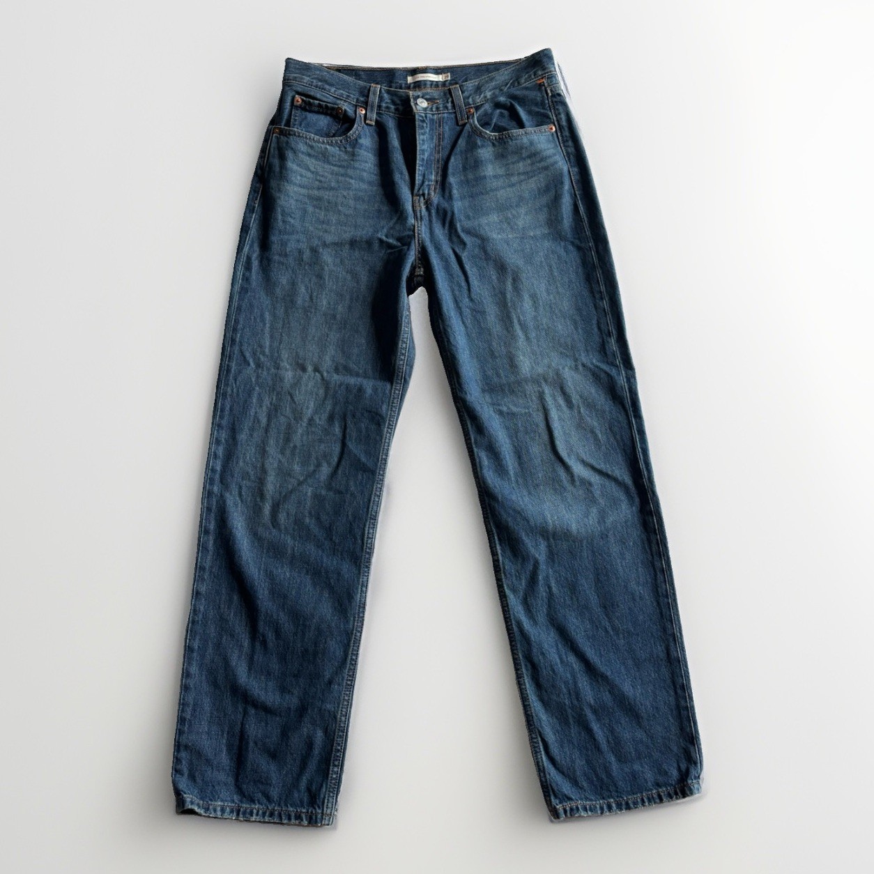 Women’s Levi’s Size 29 Low Pro Straight Jeans MINT CONDITION