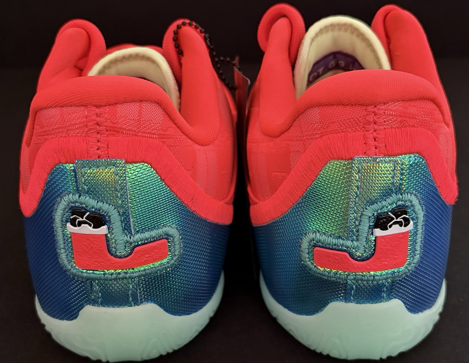 Nike Lebron 23 ‘Stocking Stuffer’ Metallic Green Sneakers Youth Sz 7Y IQ6708-600