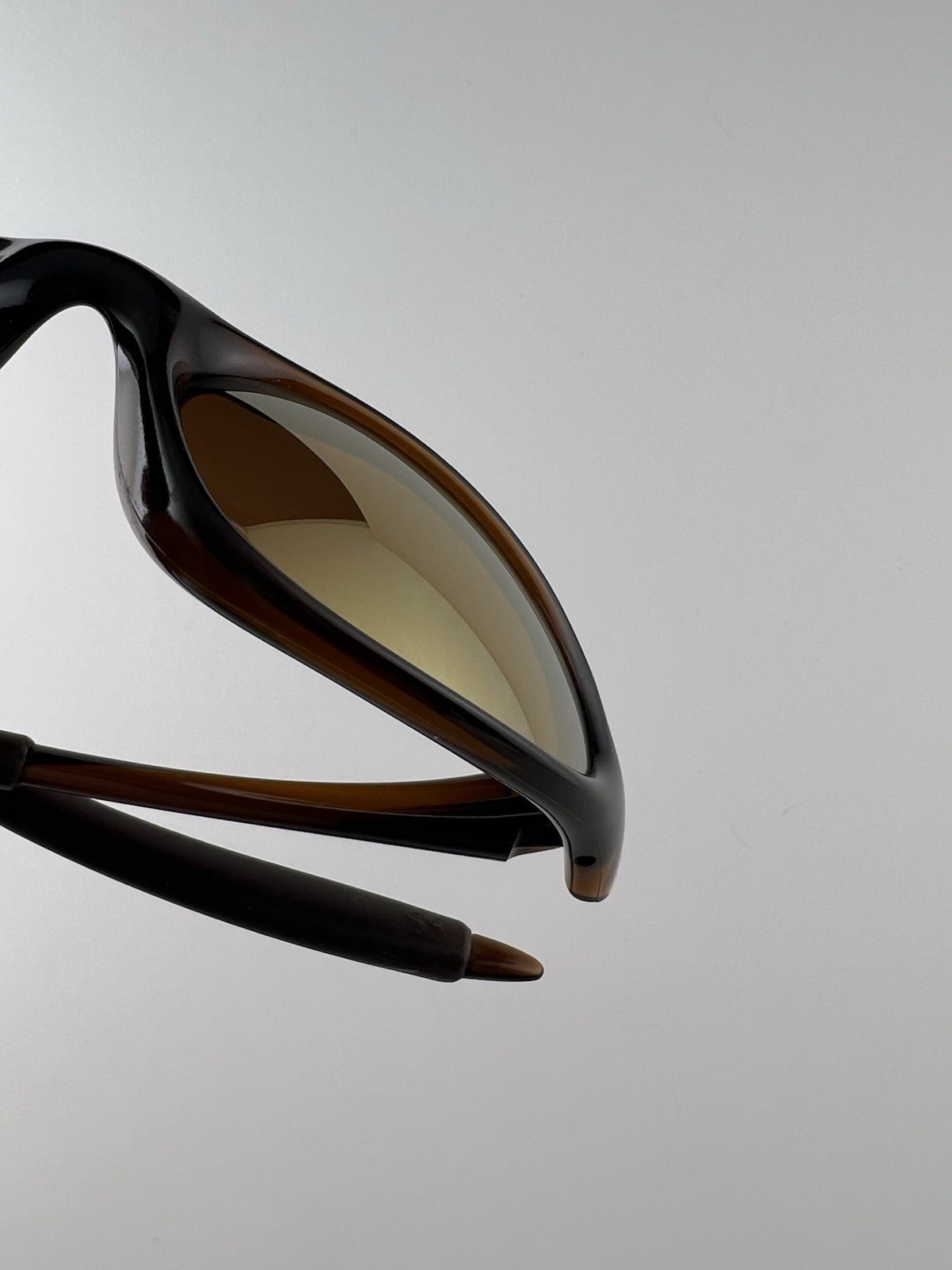 Oakley Minute 1.0 Polished Rootbeer Frame Gold Iridium Lens Gold Icons XX RARE