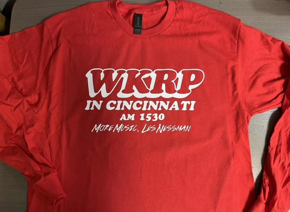 Long Sleeve WKRP in Cincinnati TV show Les Nessman t shirt