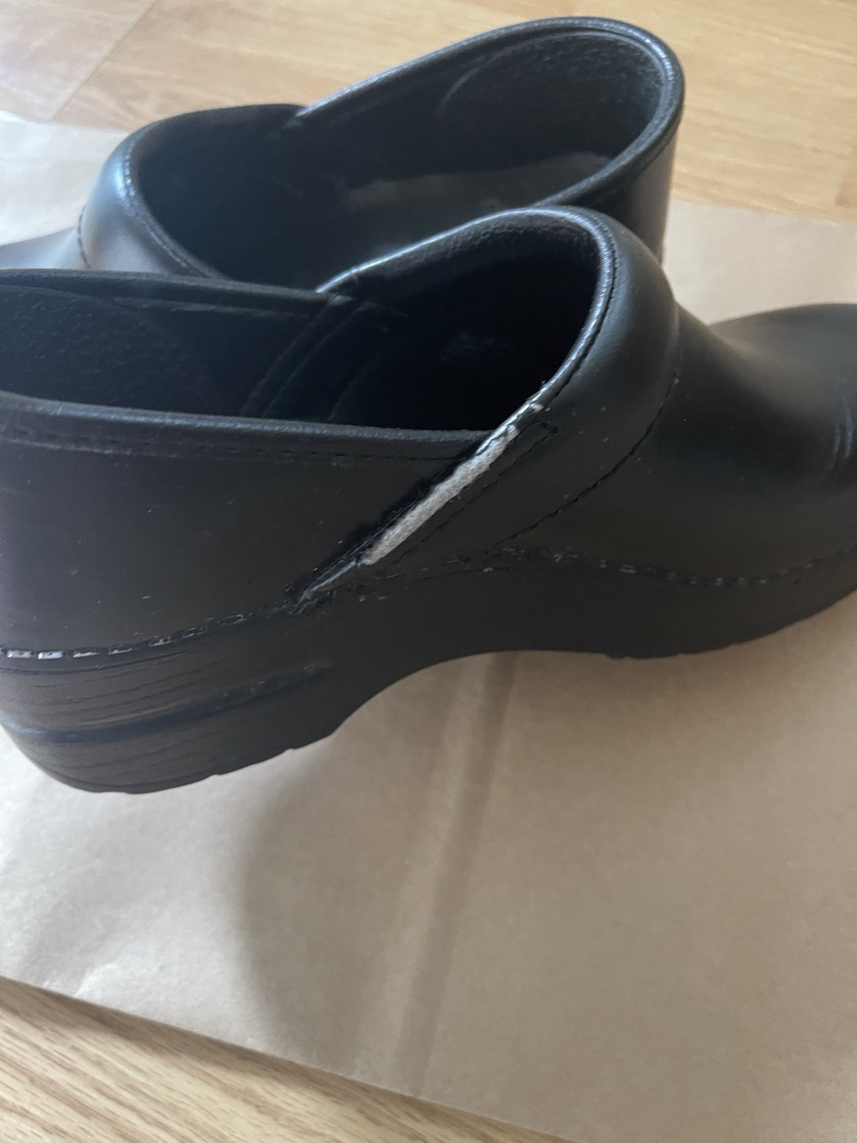 Dansko Professional Clogs Black Womens Size 38 006020202 Black. Used