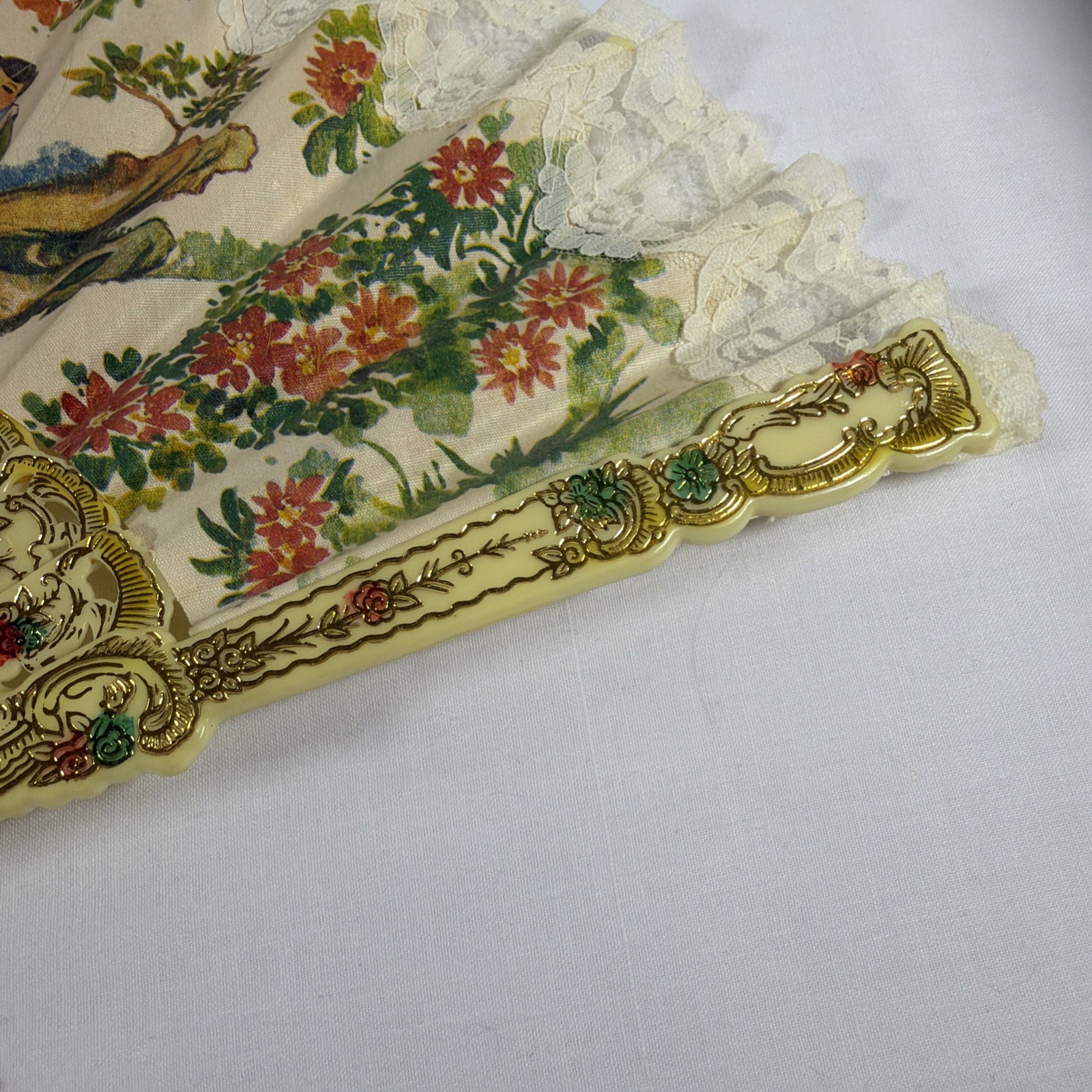 2 Vintage 1980’s Classical Scent Hand Fans fan Lace Fabric Plastic