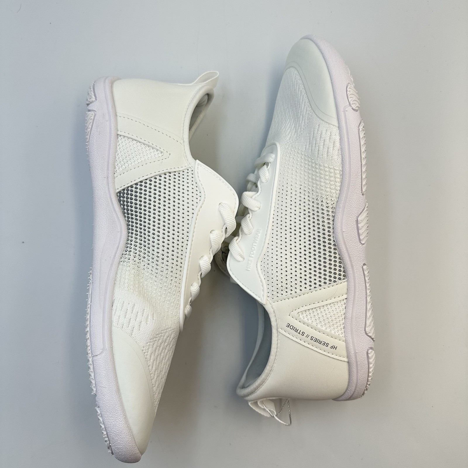 Hike Footwear HF Stride White Gray Sneaker EU 42 M 9-9.5 W 11-11.5 Ltwt Natural